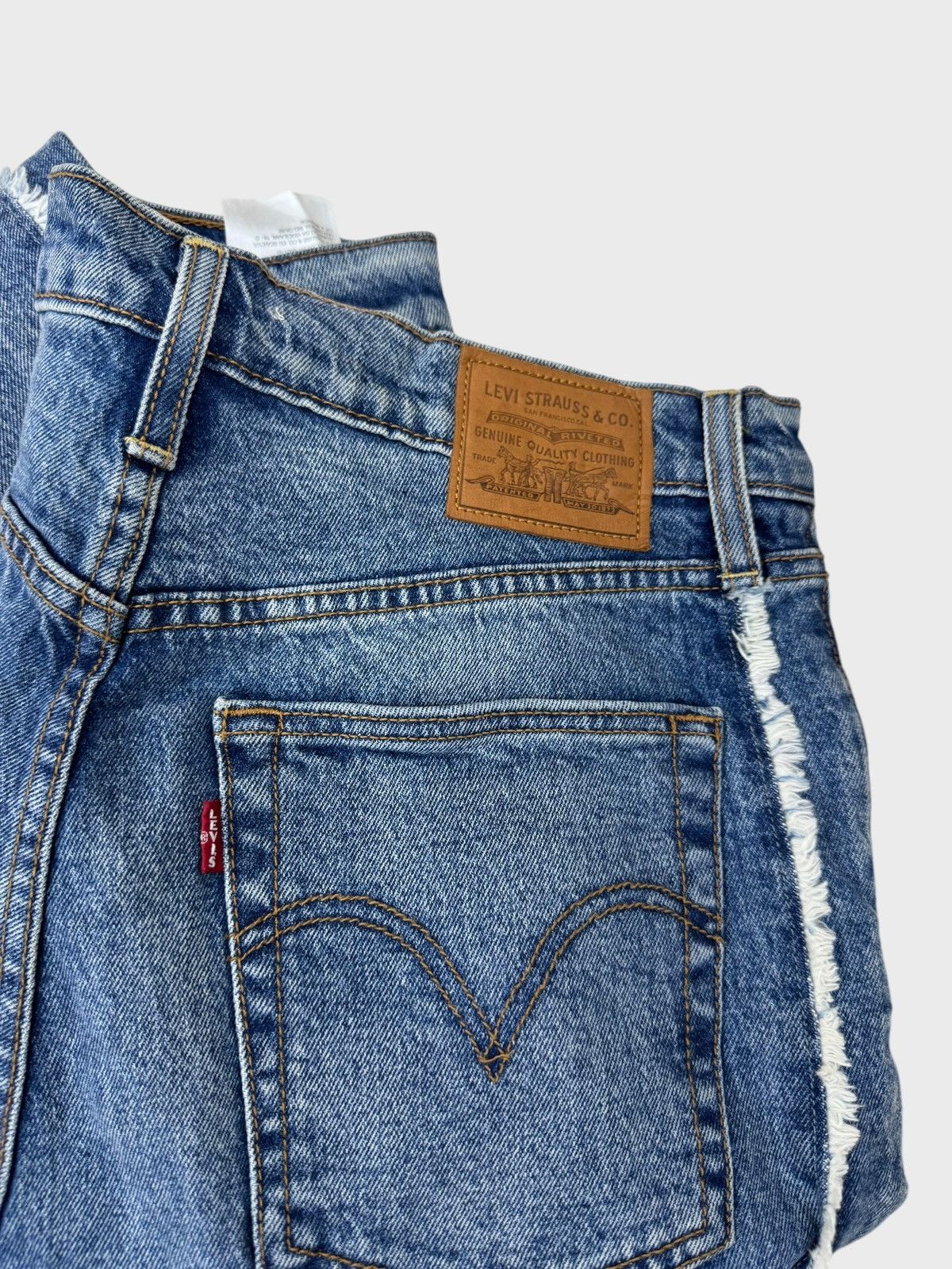 Levi's × Levi's Vintage Clothing Levi's 501 Ribcage Butterfly Button Reconstructed Jeans Size US 30 / EU 46 - 16 Thumbnail