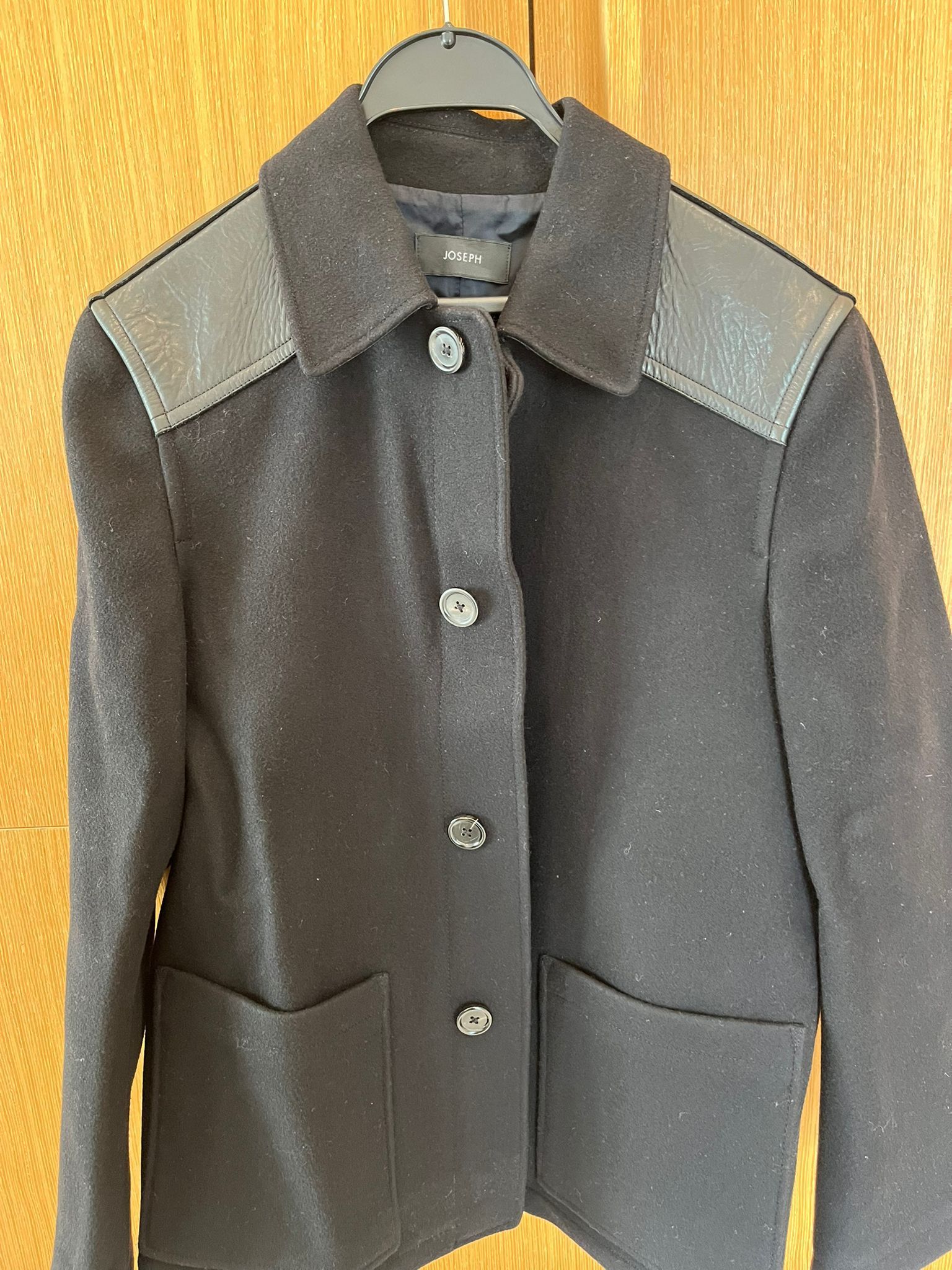Joseph Black coats with leather Size US M / EU 48-50 / 2 - 1 Thumbnail