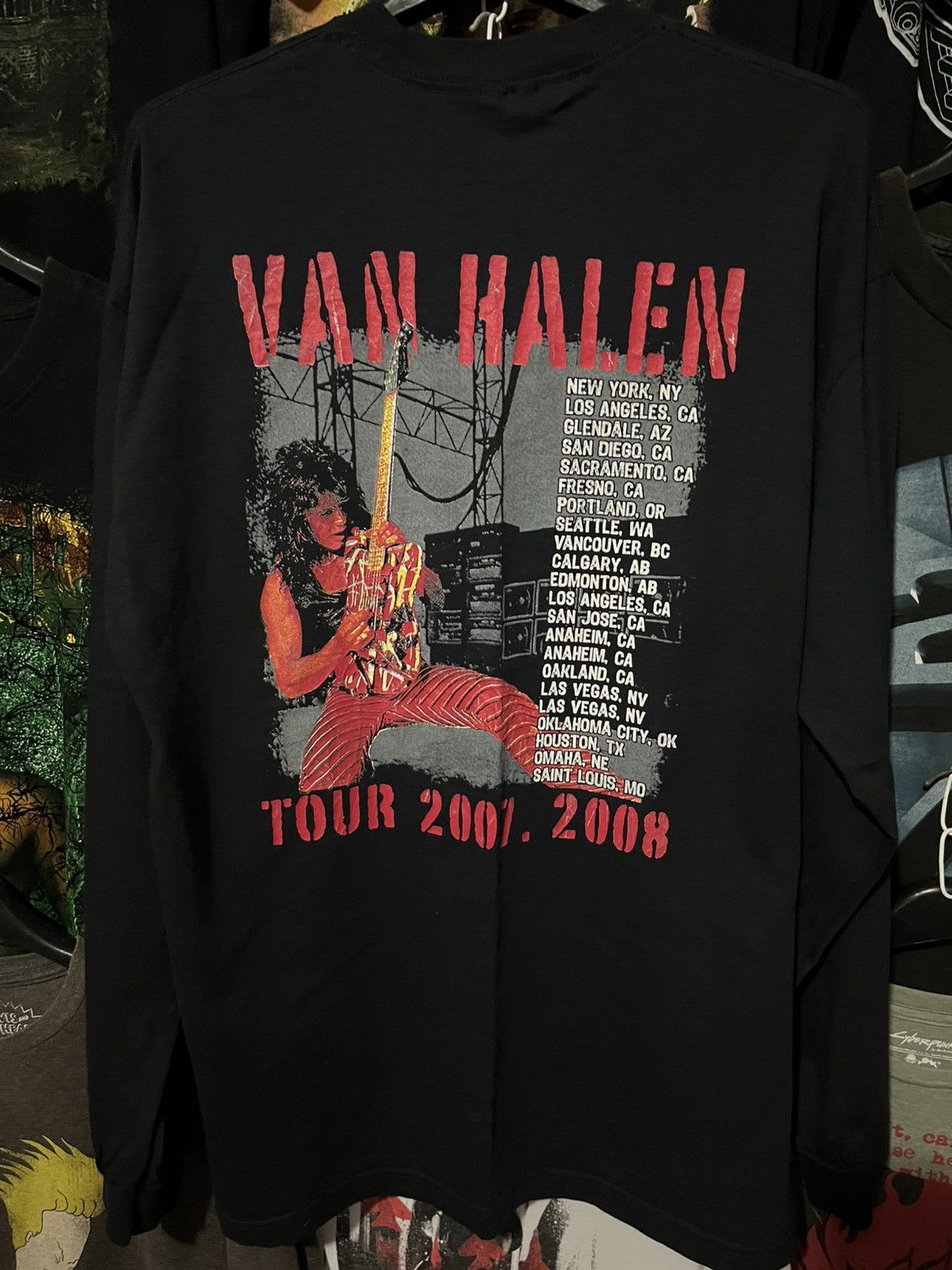 Vintage Vintage Van Halen 2007-2008 Tour shirt Size US XL / EU 56 / 4 - 1 Thumbnail