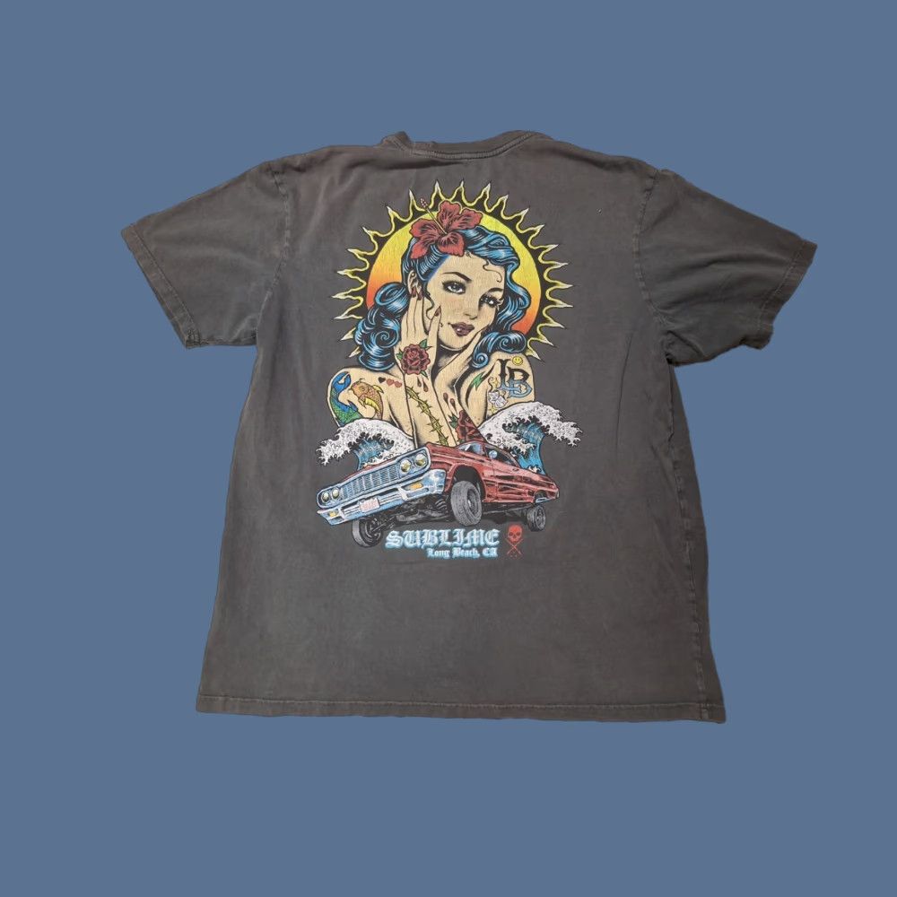 Vintage VINTAGE Sullen T-Shirt Graphic Print Unisex Adults 2XL Gray Cotton Crew Neck Short Sleeve Logo Size US XXL / EU 58 / 5 - 1 Thumbnail