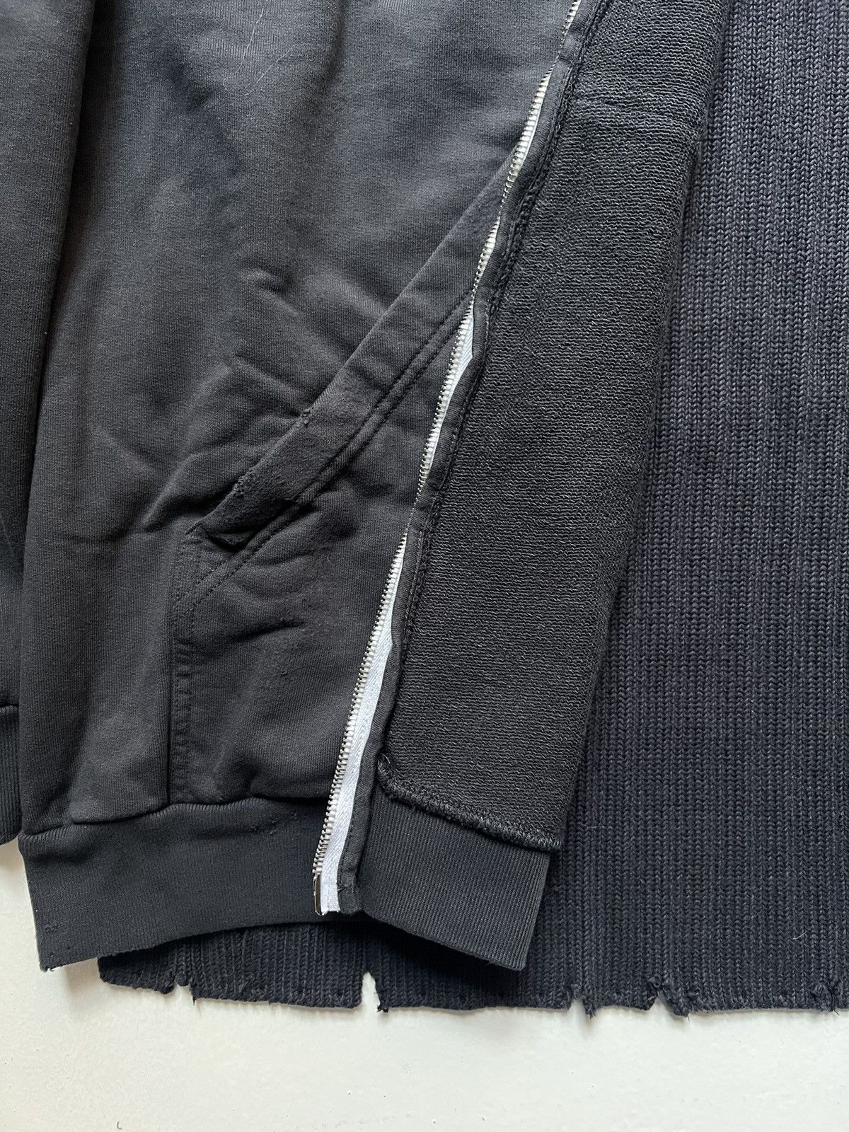 Balenciaga Patches Zip-up Hoodie Size US L / EU 52-54 / 3 - 6 Thumbnail