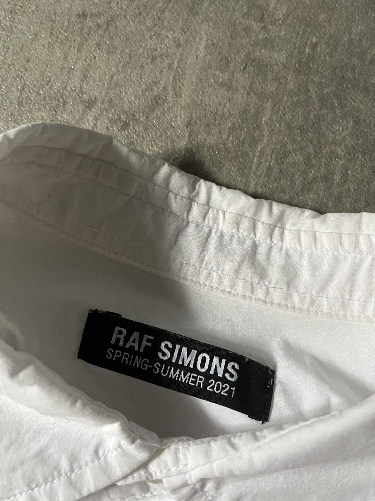 Raf Simons Raf Simons S/S 21 ruffles white black portrait Size US S / EU 44-46 / 1 - 9 Thumbnail