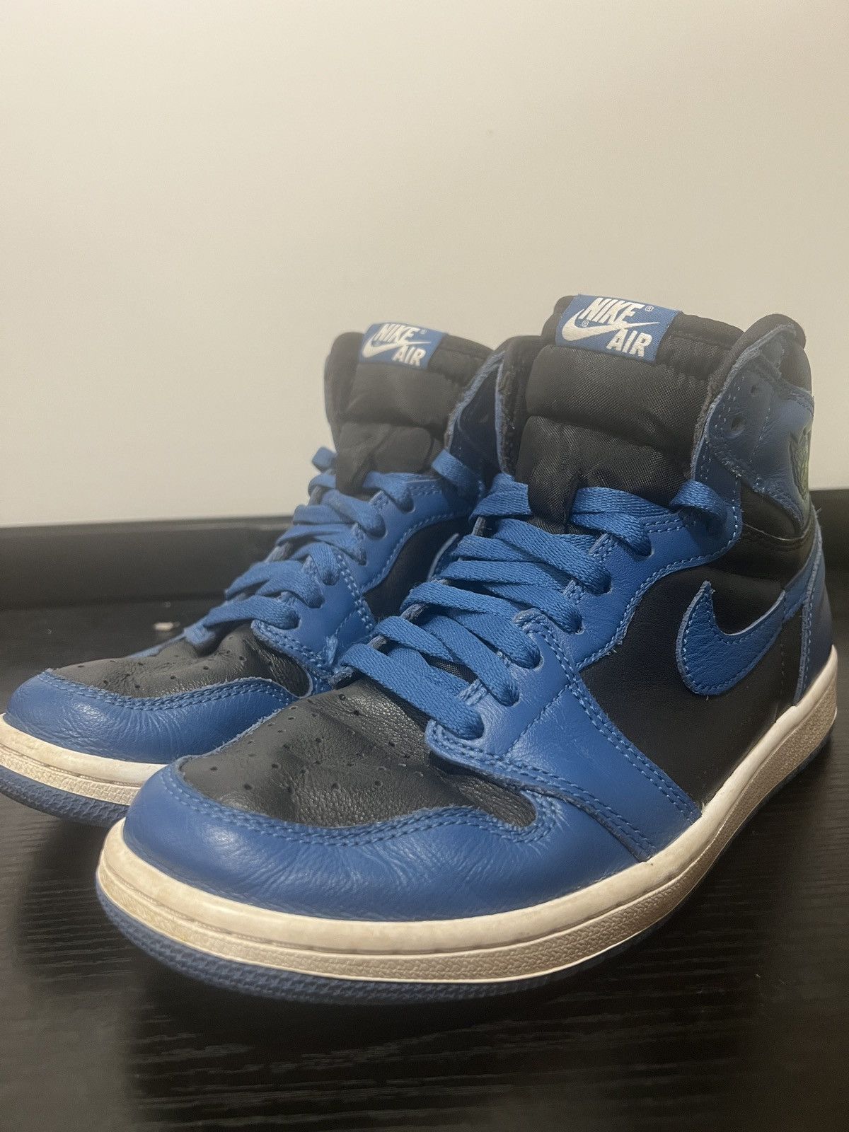 Nike SIZE 8.5 - Nike Air Jordan 1 Retro High OG Dark Marina Blue Size US 8.5 / EU 41-42 - 1 Thumbnail