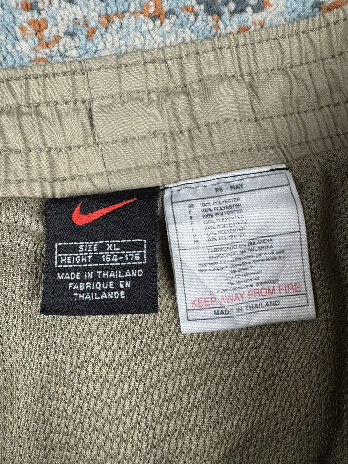 Nike Vintage 90s Nike baggy shorts swimming trunks earth tones Size US 32 / EU 48 - 10 Thumbnail