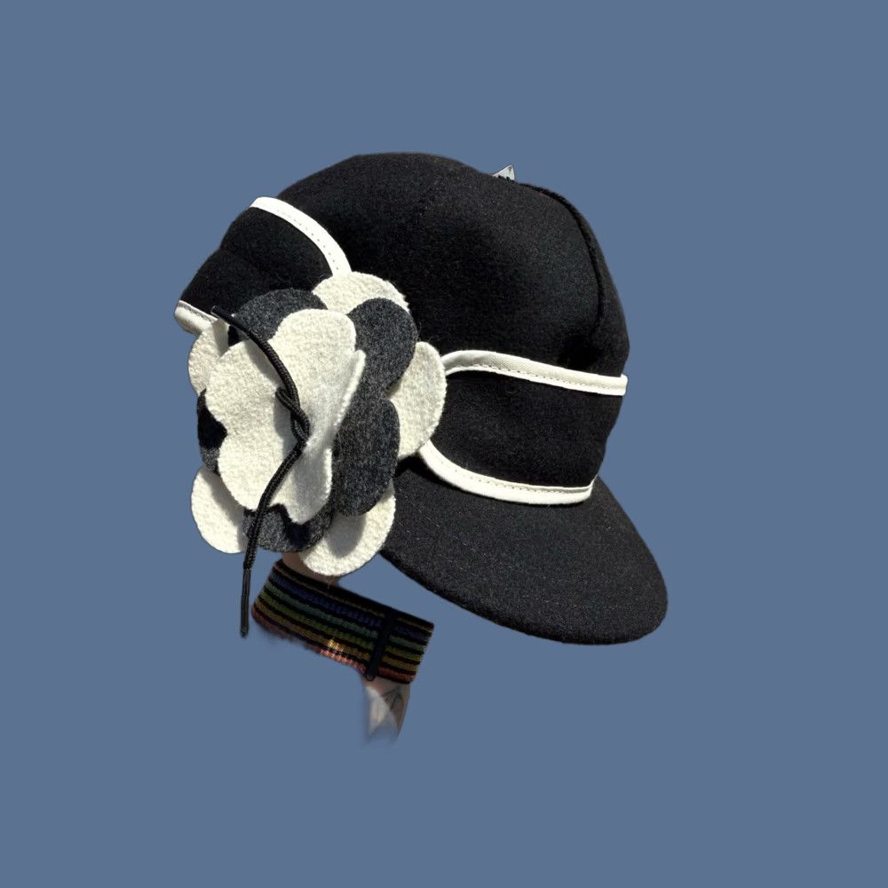 Stormy Kromer Cap SK Pedal Pusher White Black NWT 6 5/8 Black Wool Hat Unisex Adults 6 5/8 Hat