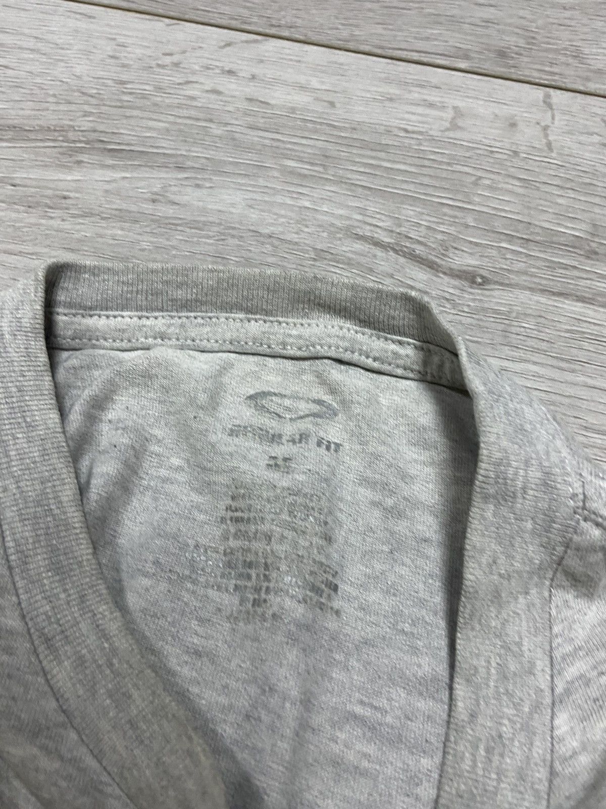 Oakley Oakley spell out vintage big logo tee shirt Size US S / EU 44-46 / 1 - 5 Thumbnail