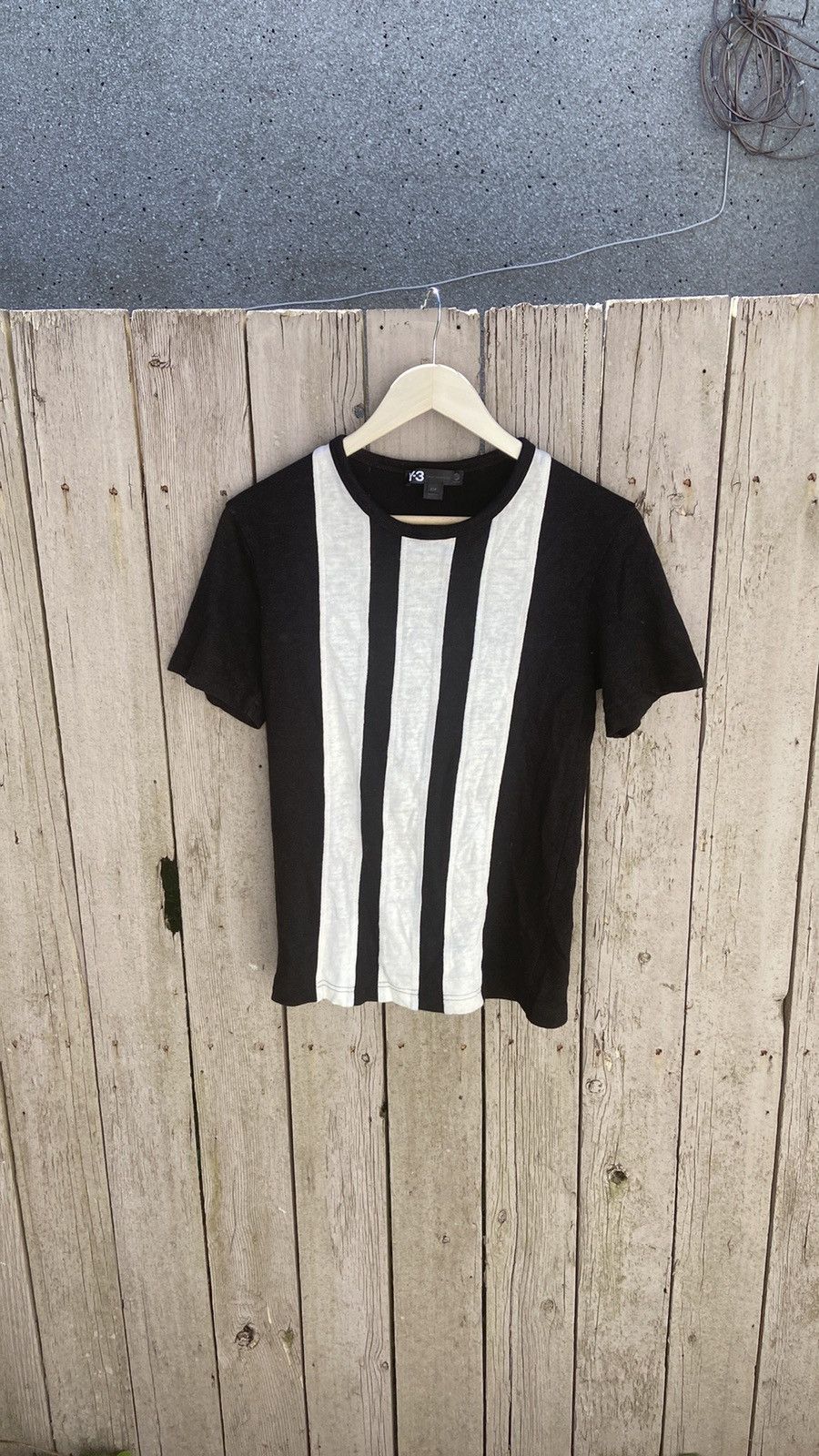 Y-3 Vintage Y-3 Black/ White Shirt with Geometric Stripes Size US S / EU 44-46 / 1 - 1 Thumbnail