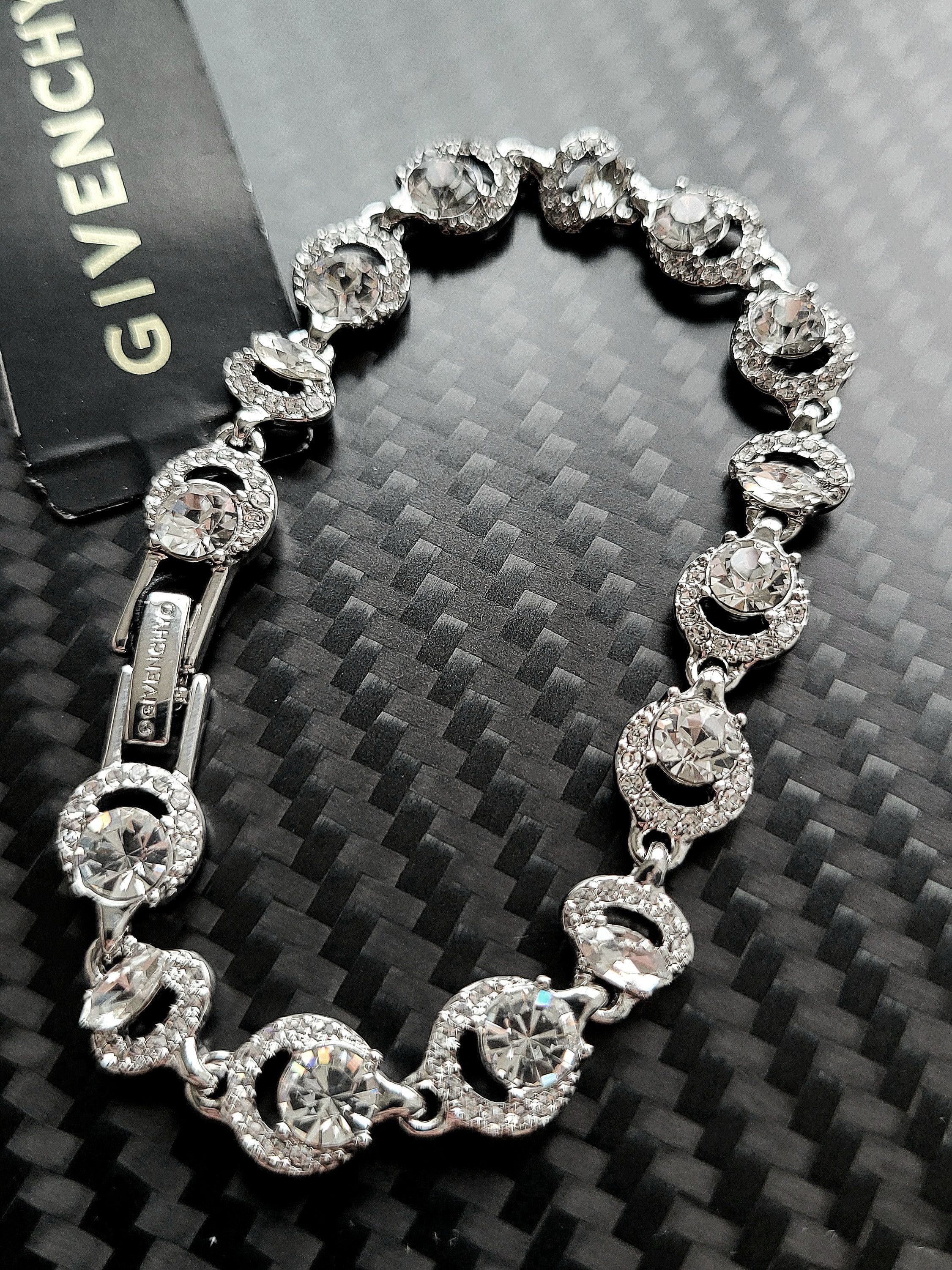 Givenchy NEW Silver Rhodium Halo Eye Crystal Bracelet 👁️ Size ONE SIZE - 2 Thumbnail