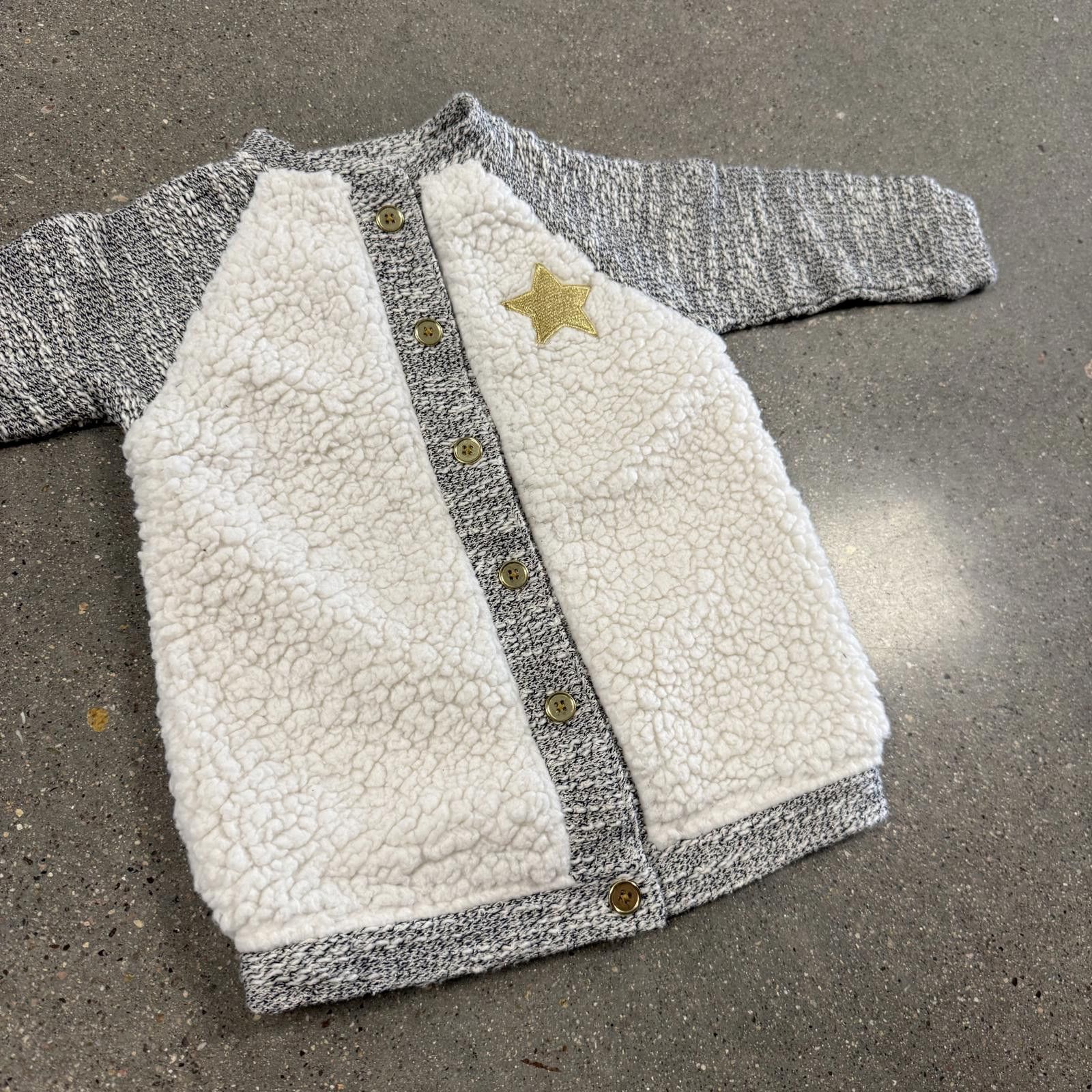 Designer Cozy Button Up Star Cardigan Jacket by Jessica Simpson 4T Size ONE SIZE - 1 Thumbnail