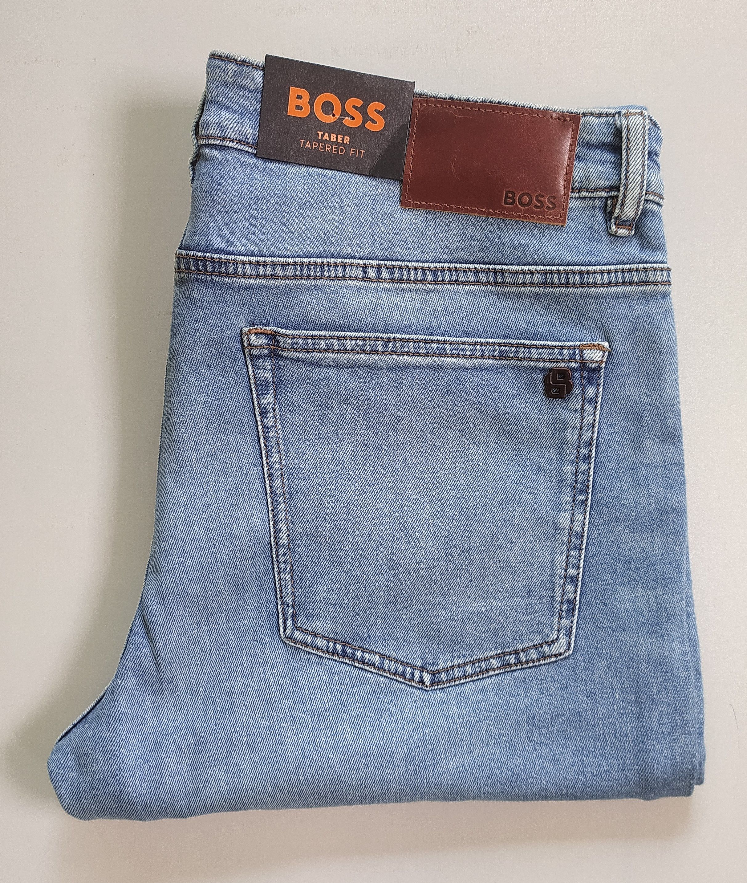 Hugo Boss HUGO BOSS DELAWARE Slim fit Jeans Free S T/6032 Size US 36 / EU 52 - 1 Thumbnail