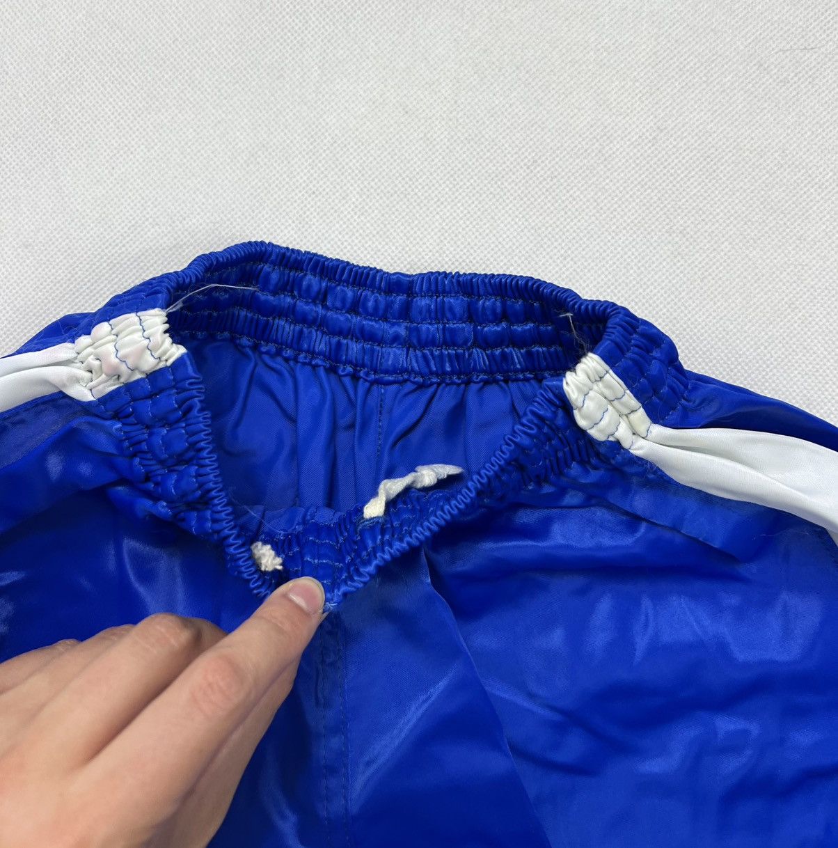 Adidas Rare Shorts Adidas Vintage 80’s Oldschool Nylon Size US 31 - 3 Thumbnail