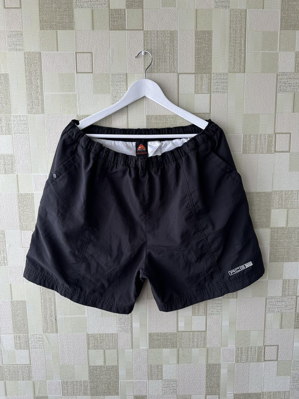 Nike ACG Nike ACG vintage shorts size L Size US 34 / EU 50 - 3 Thumbnail