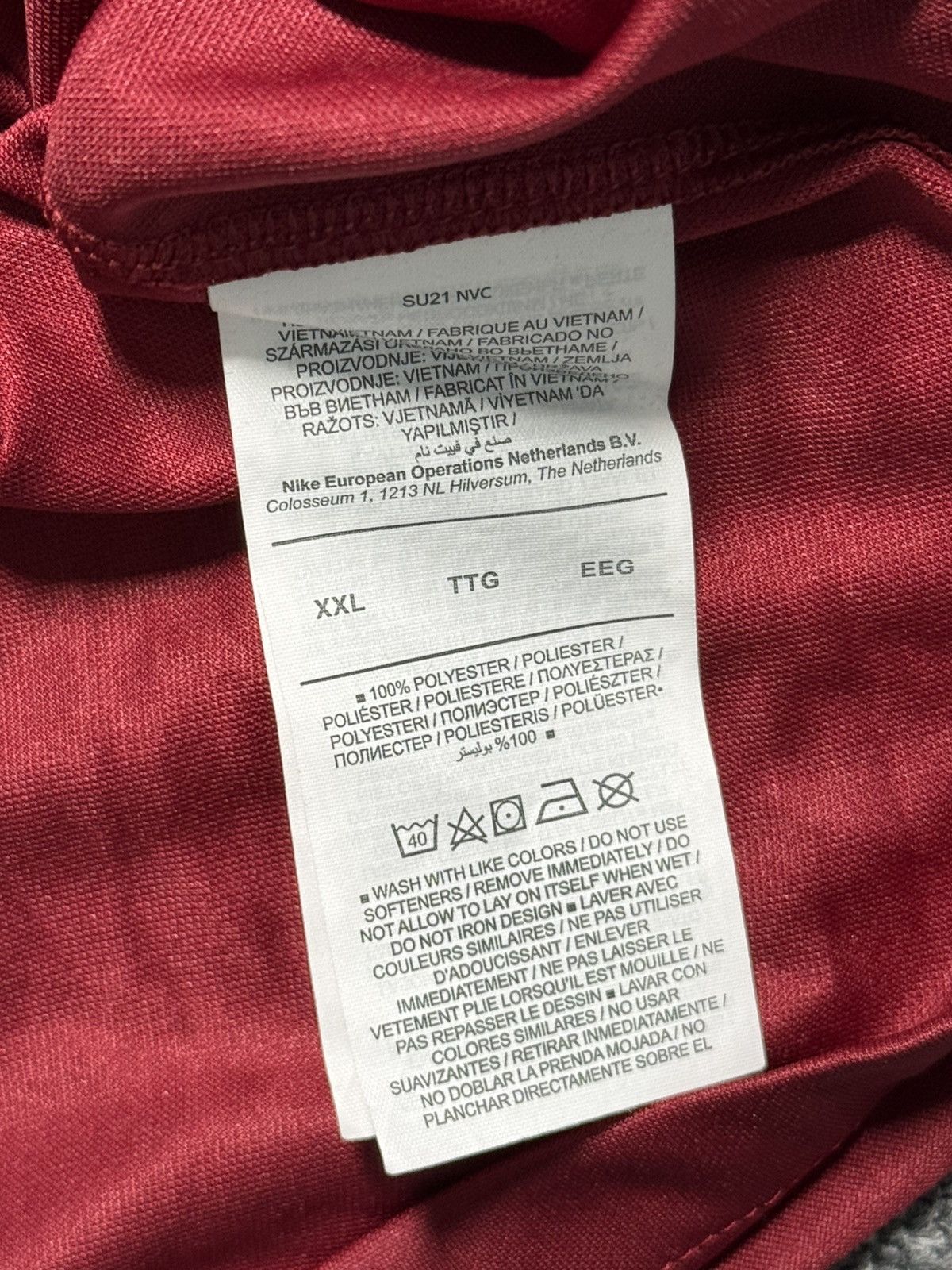 Nike Liverpool FC Nike Training Top 2021/22 Maroon Size 2XL NWT Size US XXL / EU 58 / 5 - 8 Thumbnail