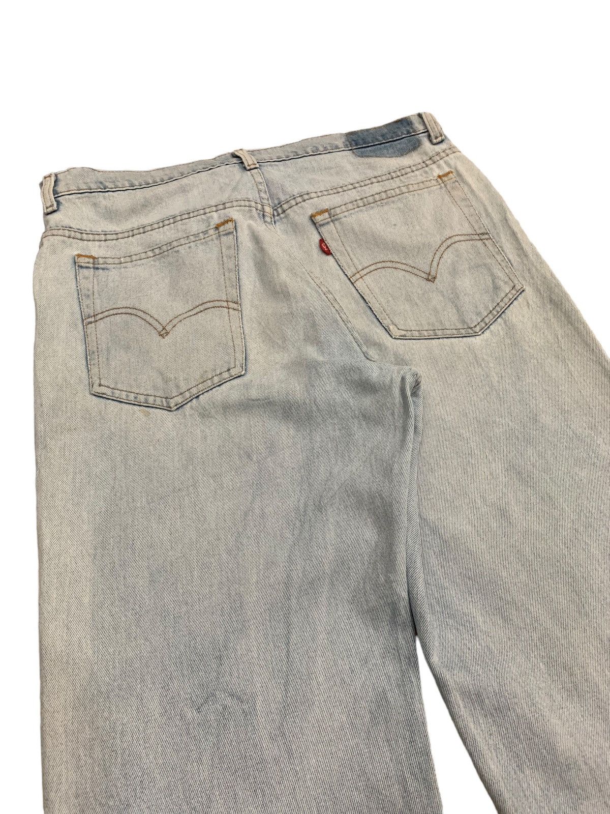 Levi's Vintage Levis 515 Light Wash Distressed Denim (AC48) Size US 32 / EU 48 - 13 Thumbnail