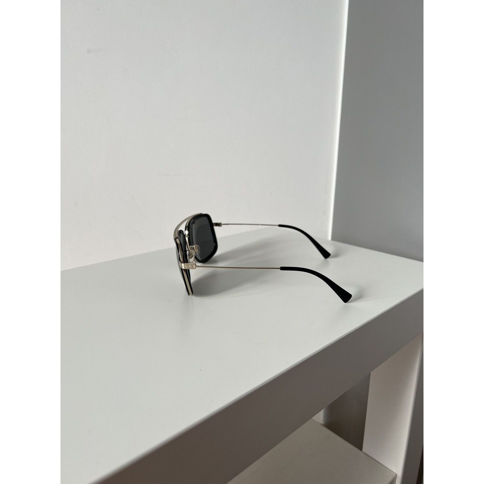 Versace Versace logo greca gold black sunglasses Size ONE SIZE - 2 Thumbnail