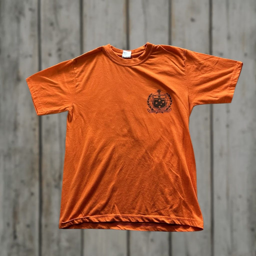 Logo 7 VVKY Shirt S Orange Crest Logo Graphic Tee Crewneck Cotton Jersey Tagless Mens Size US S / EU 44-46 / 1 - 1 Thumbnail