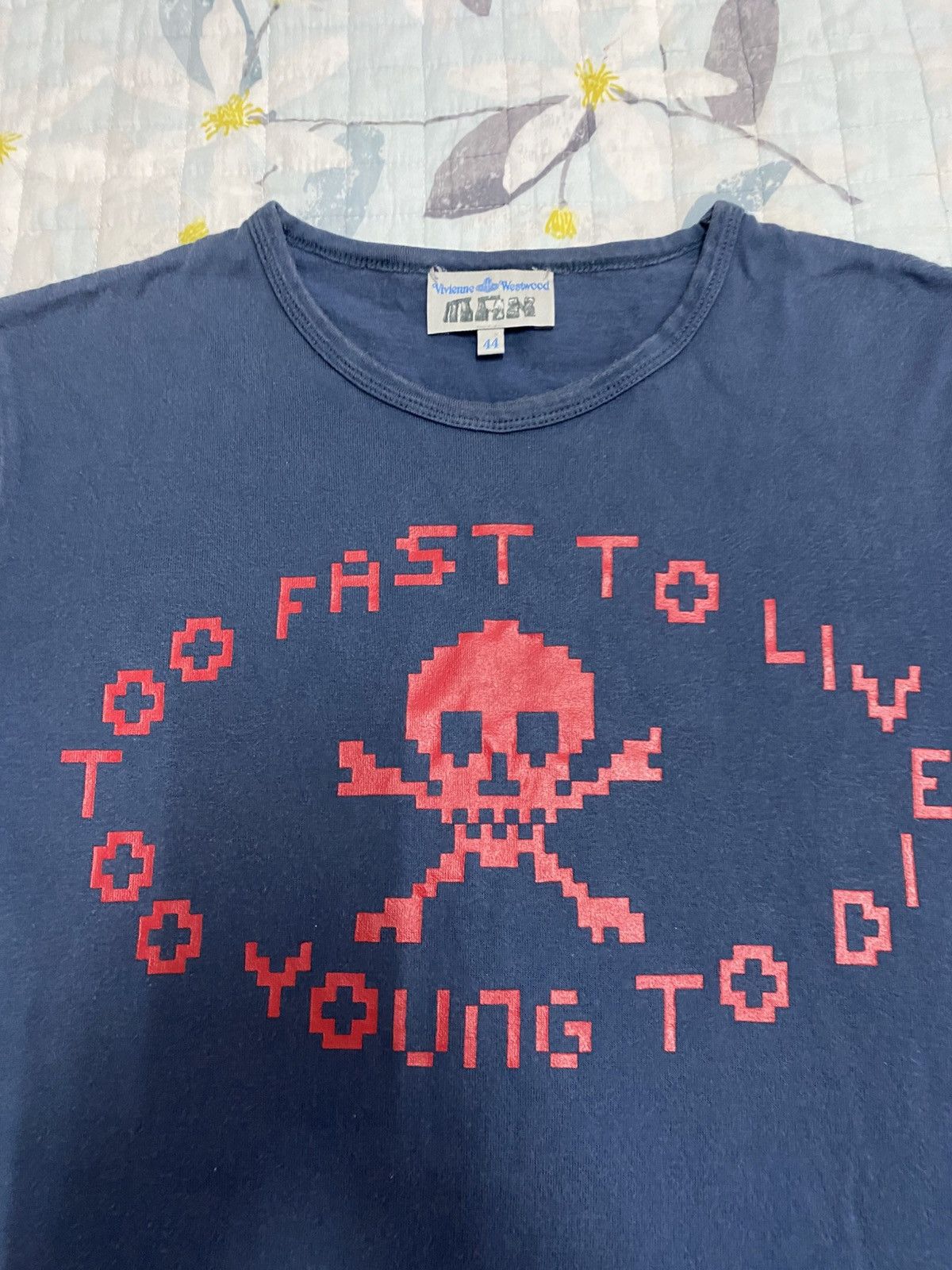 Vivienne Westwood Vivieene westwood to fast to live to youg to die tshirt Size US S / EU 44-46 / 1 - 3 Thumbnail