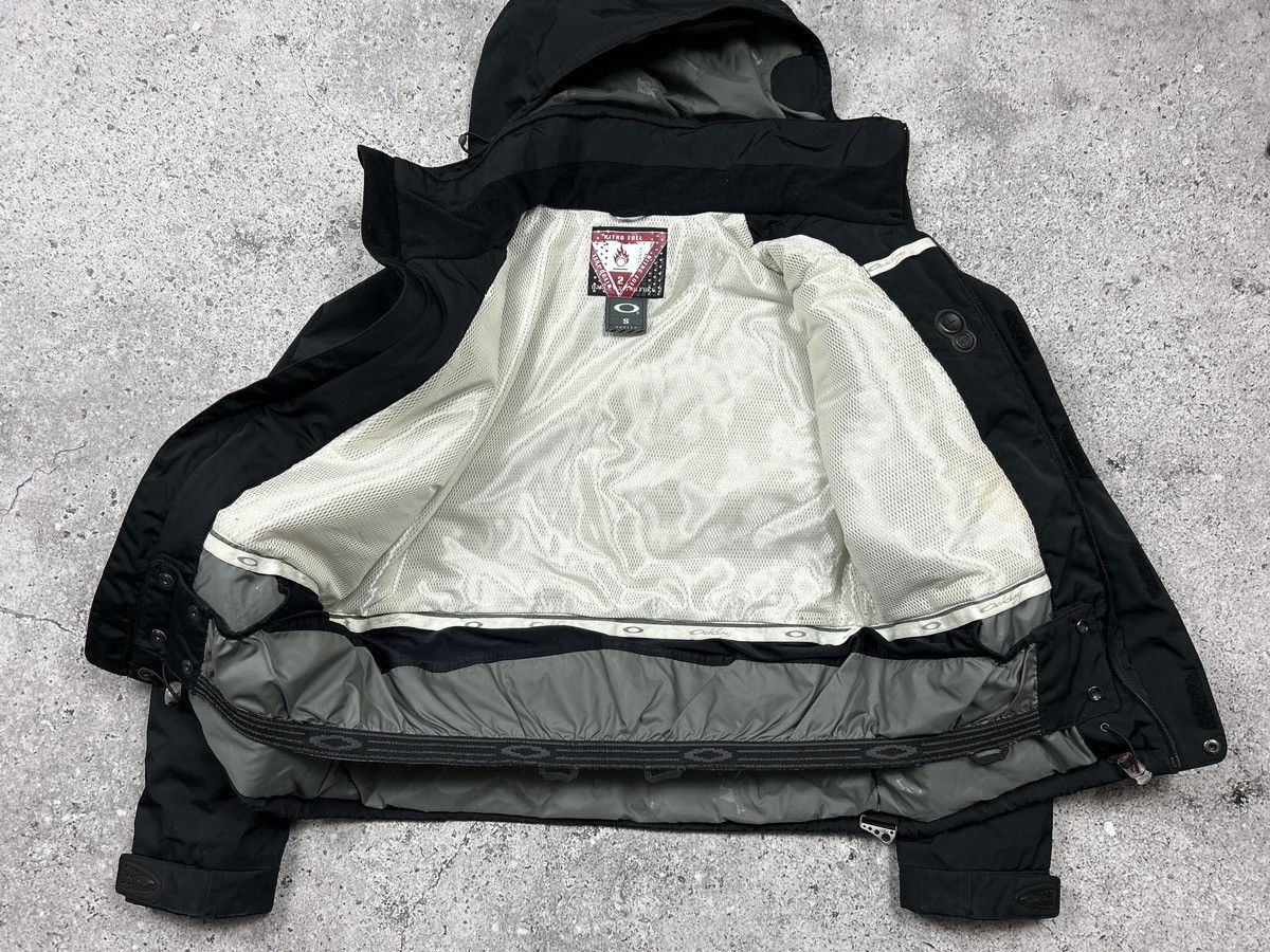 Oakley Oakley Goretex 90s 00s Skiing Jacket boxy Nitro Size US S / EU 44-46 / 1 - 11 Thumbnail
