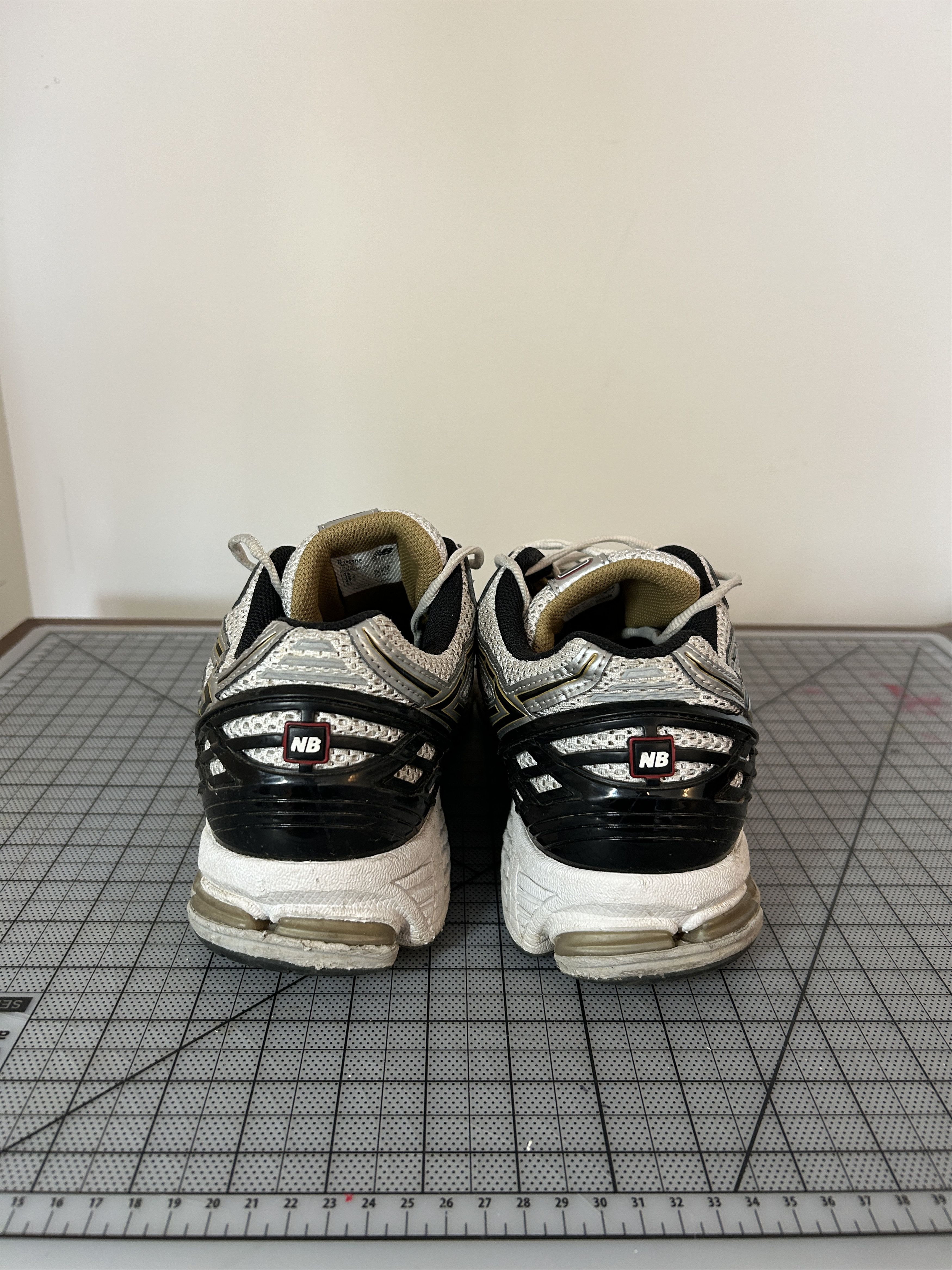 New Balance New Balance 1906R Size US 13 / EU 46 - 3 Thumbnail