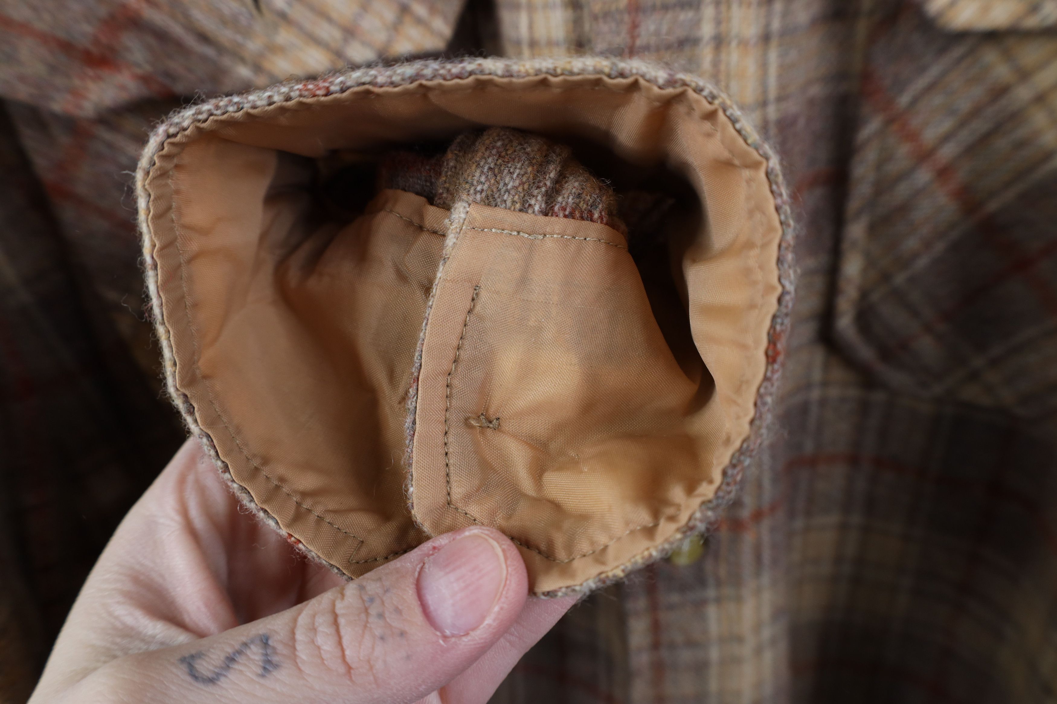 Vintage Vintage 70s Streetwear Wool Blend Collared Button Shirt Size US XL / EU 56 / 4 - 11 Thumbnail