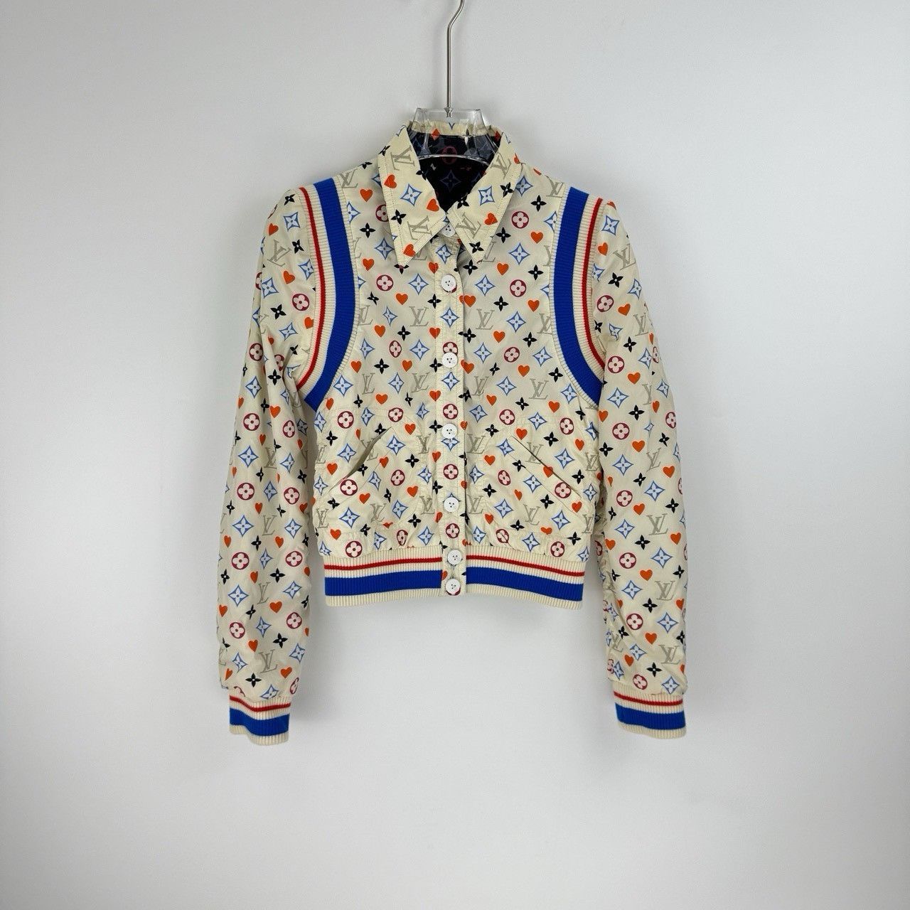 Louis Vuitton Louis Vuitton Black and white long-sleeved jacket with colo Size US S / EU 44-46 / 1 - 3 Thumbnail