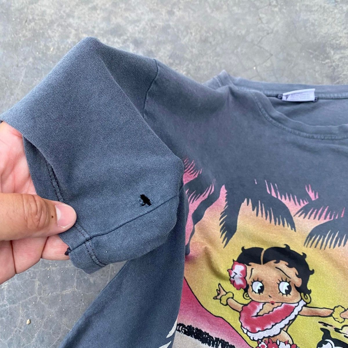 Zara RARE ‼️ Betty Boop Size US M / EU 48-50 / 2 - 5 Thumbnail