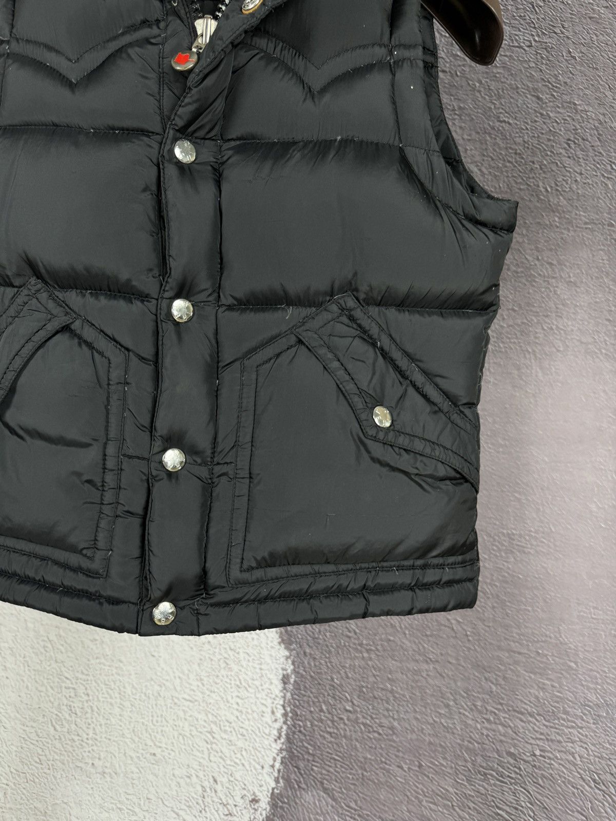 True Religion True Religion vintage black nylon women’s down vest gilet Size S / US 4 / IT 40 - 11 Thumbnail