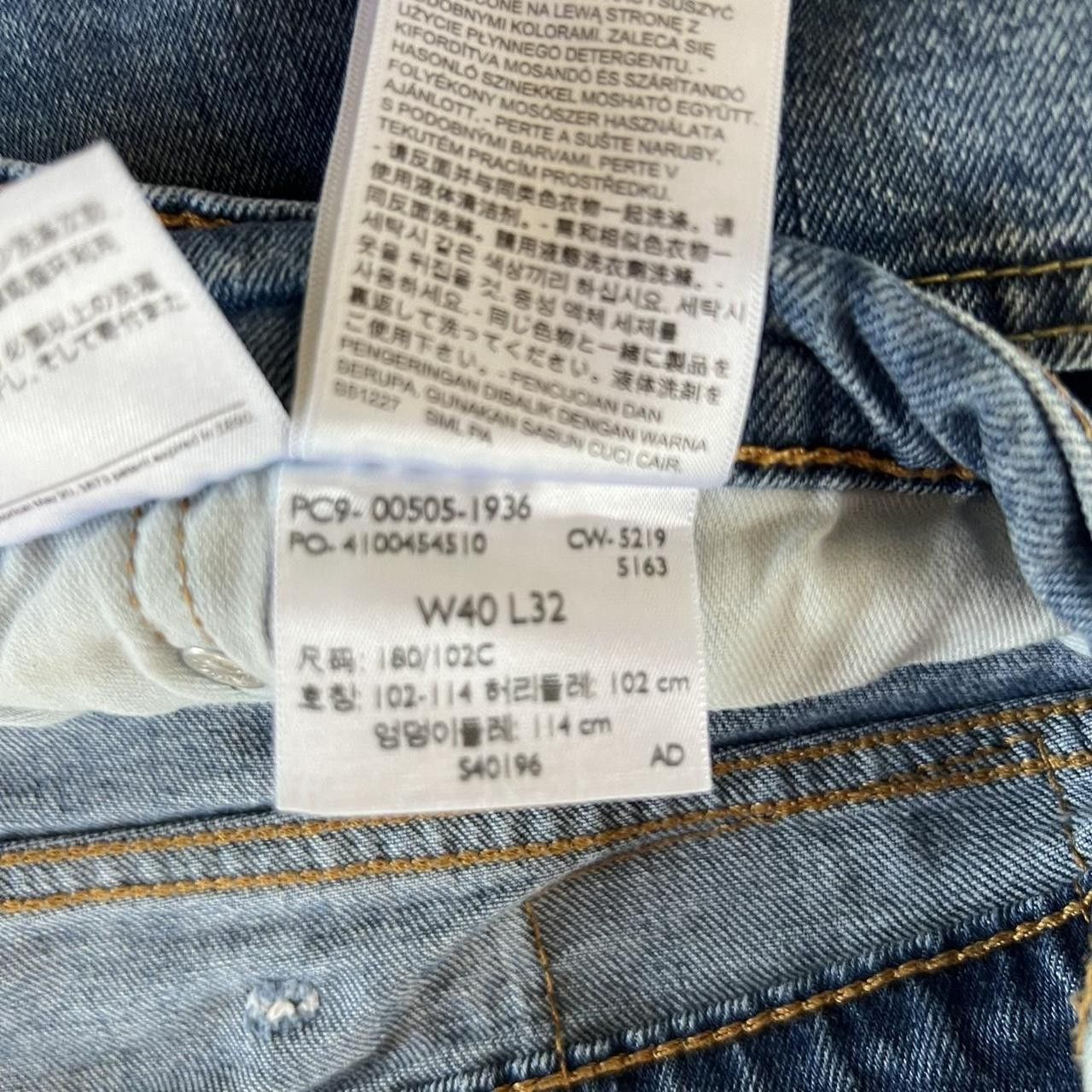 Levi's Vintage Y2K/2000s Baggy Grunge Dark wash Levi’s Denim Jeans! Size US 40 / EU 56 - 8 Thumbnail