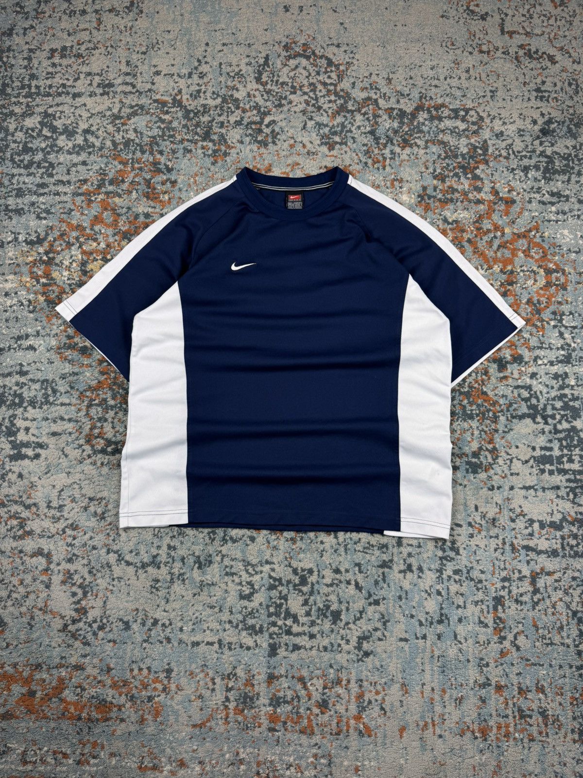 Nike Vintage 90s Nike football soccer blokecore style jersey tee Size US L / EU 52-54 / 3 - 1 Thumbnail