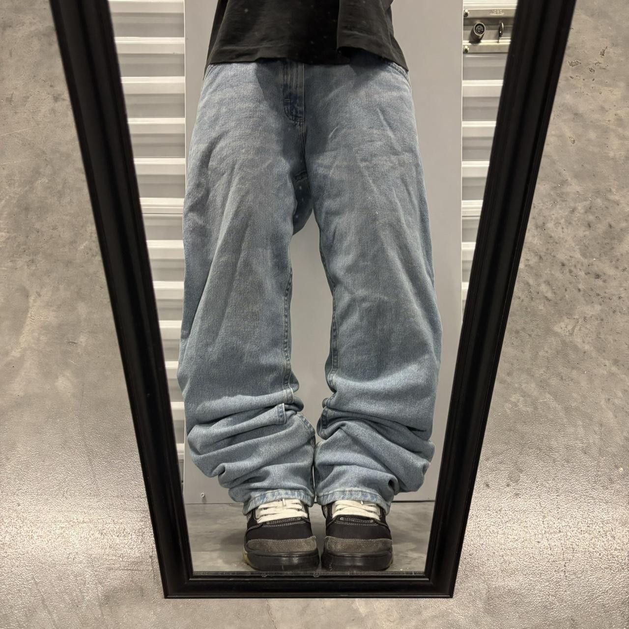 Japanese Brand × Vintage Crazy Vintage Y2K/2000s Light Wash Essential Denim Jeans! Size US 32 / EU 48 - 1 Thumbnail