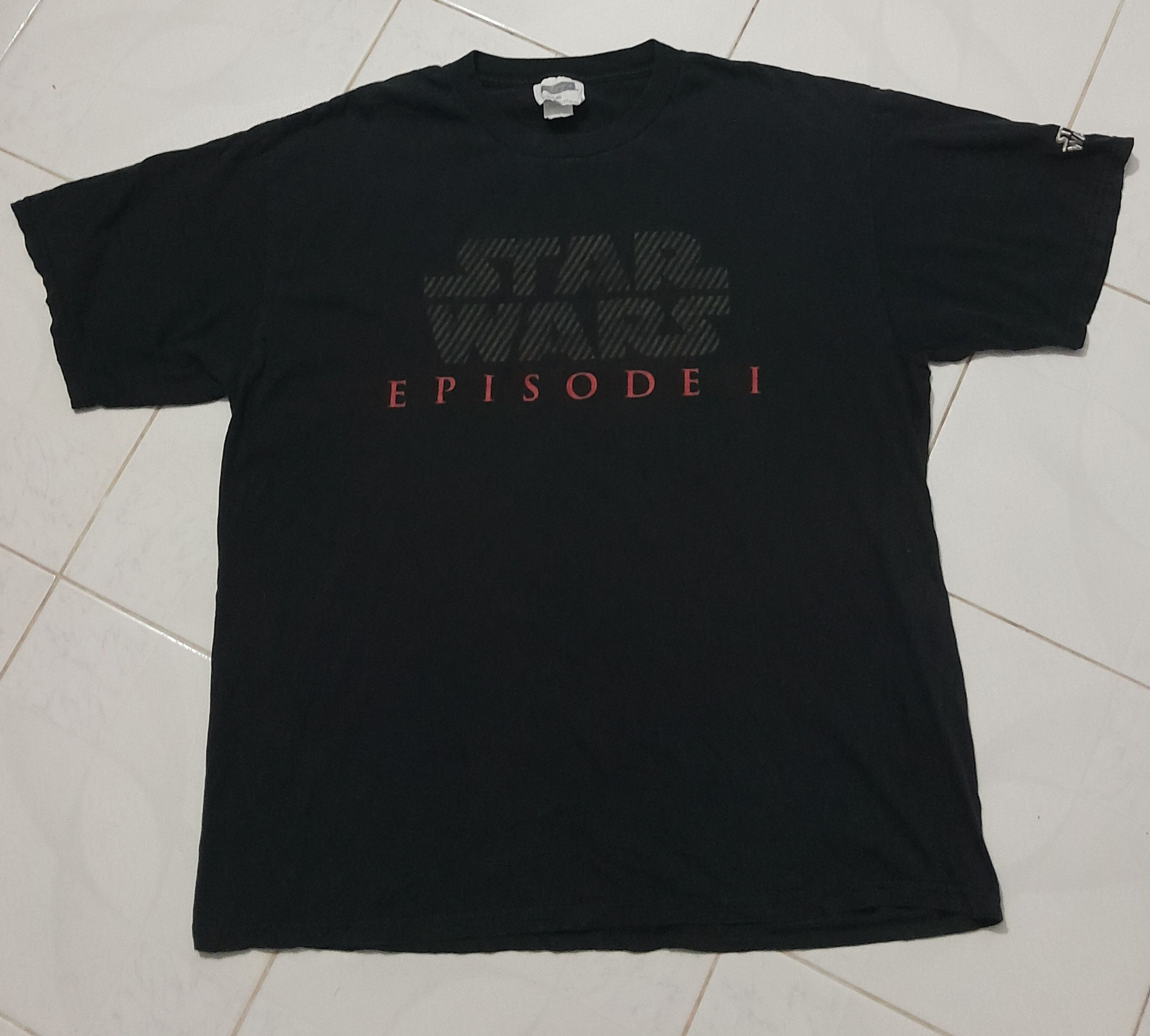 Star Wars 💥FINAL DROP💥VINTAGE LIGHT FADED STARWARS EPISODE 1 Size US XL / EU 56 / 4 - 2 Thumbnail