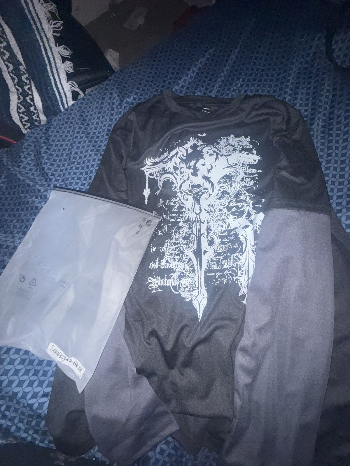 Dark Seas Division DarkNess gothic style long-sleeve Size US L / EU 52-54 / 3 - 1 Thumbnail