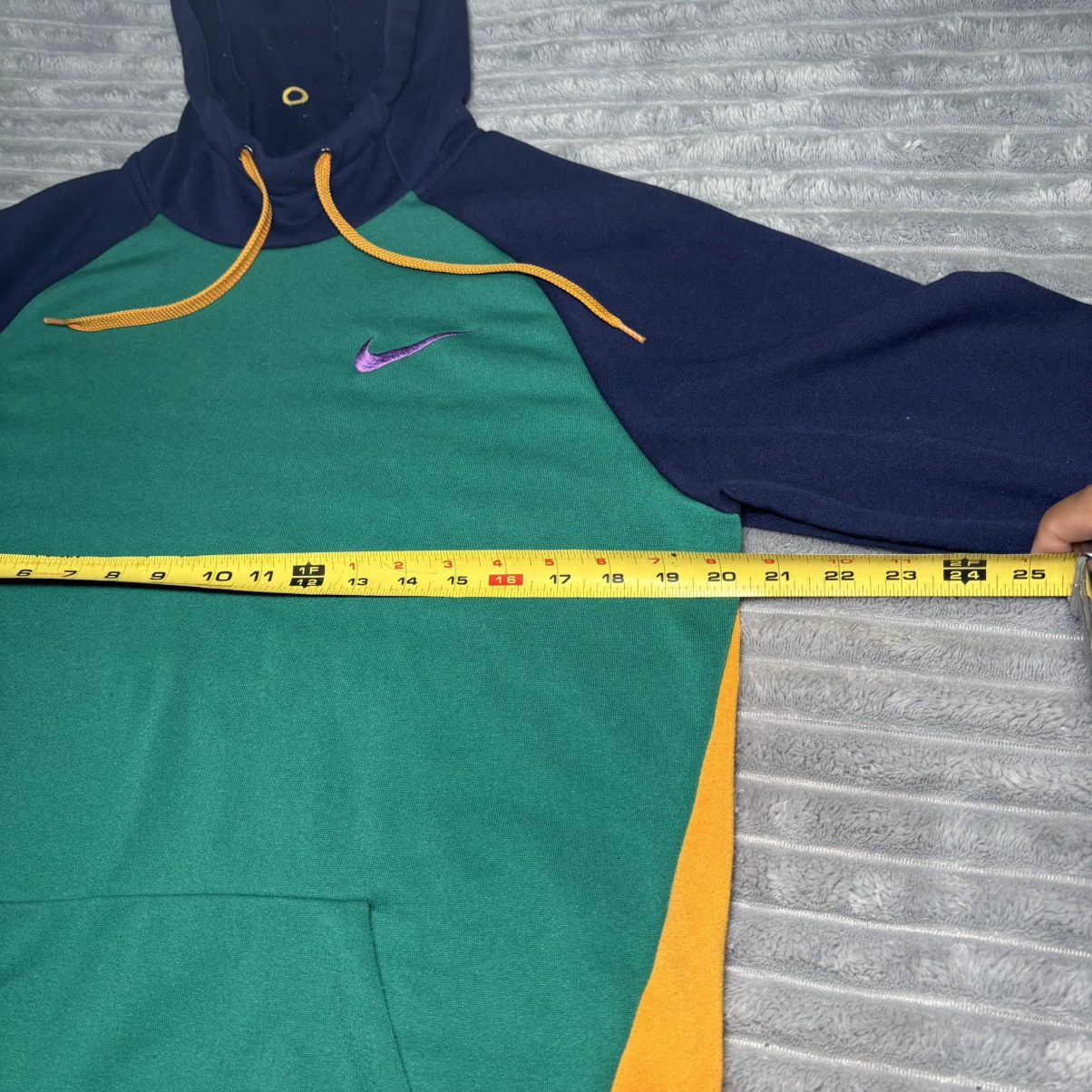Nike Nike Dri-FIT Polyester Hoodie Stretch Multicolor Size L Size US L / EU 52-54 / 3 - 3 Thumbnail