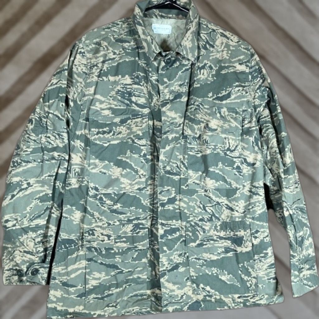 Vintage VINTAGE U.S. Air Force Airman Battle Mens Coat Green OCP Camouflage Uniform 42 Regular Size US XS / EU 42 / 0 - 1 Thumbnail