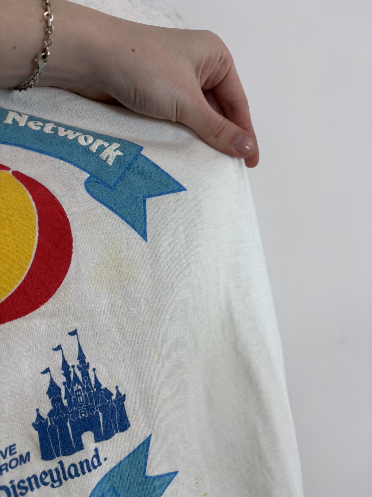 Disney Vintage 1990s Disneyland USA Big Logo White T-Shirt Tee Size US XL / EU 56 / 4 - 11 Thumbnail