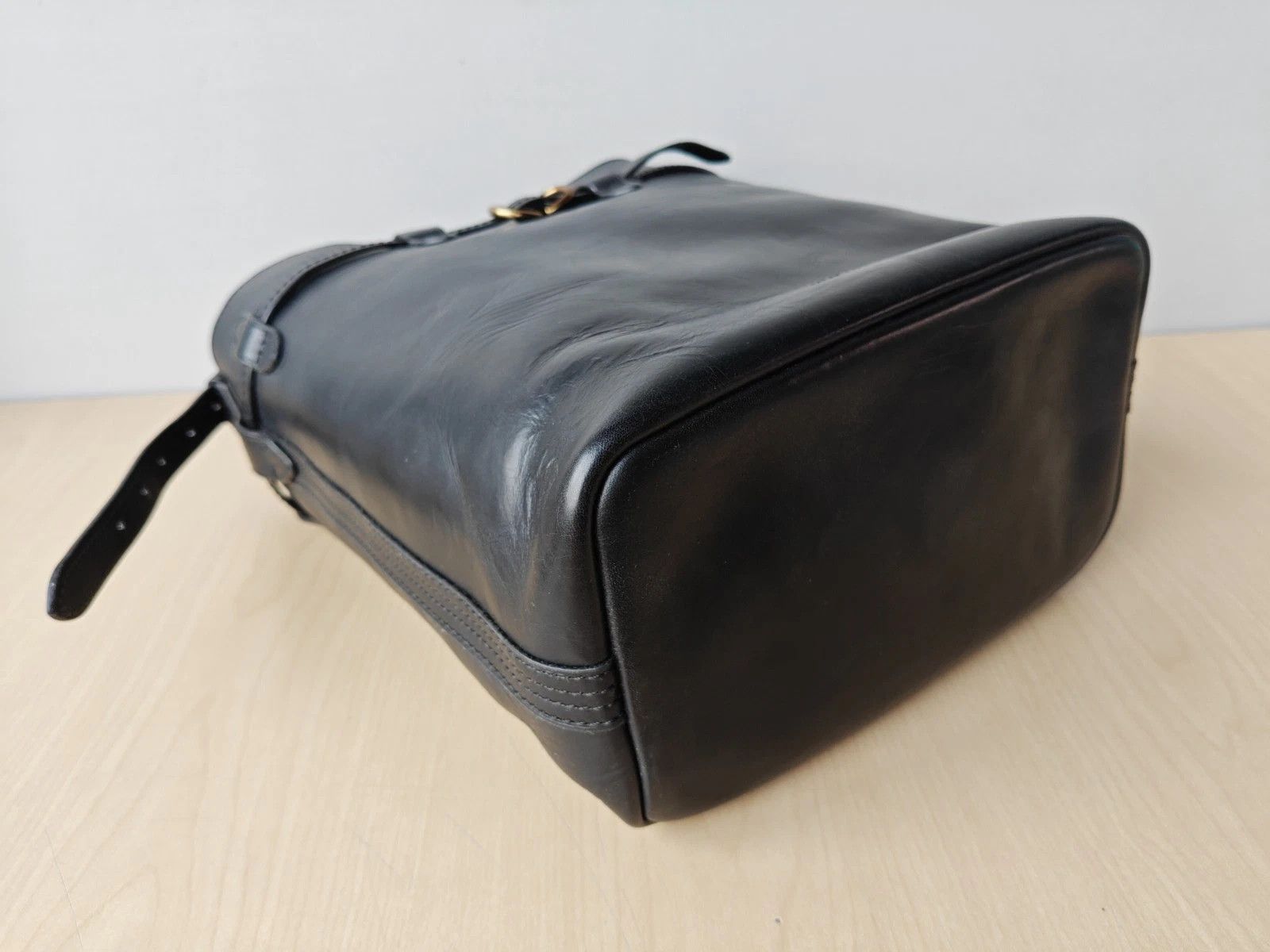 Polo Ralph Lauren Polo Ralph Lauren Bellport Leather Large Bucket Bag FTP 0006 Size ONE SIZE - 5 Thumbnail