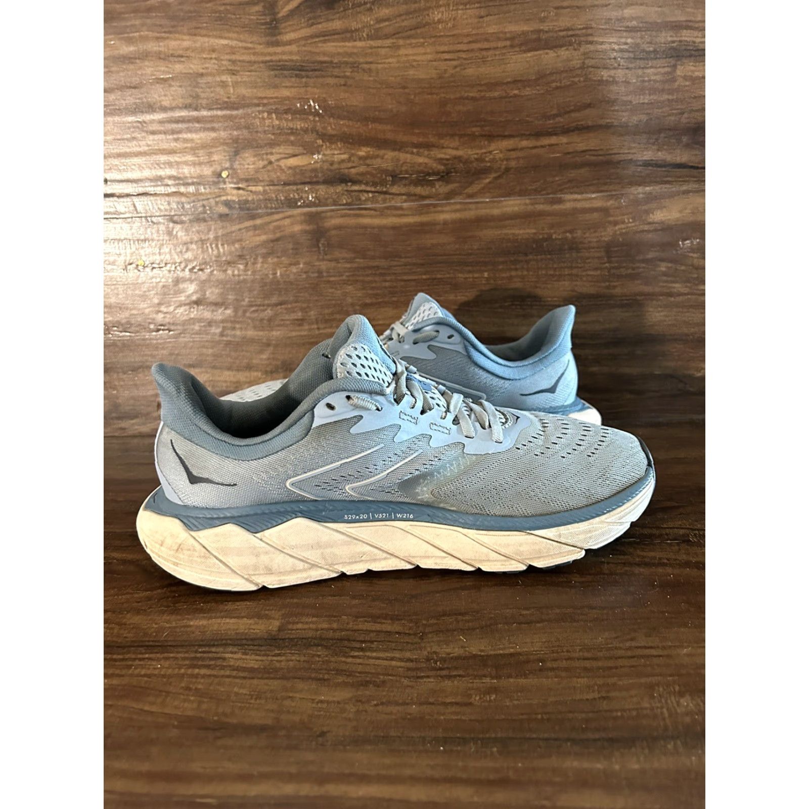 Vintage Hoka One One Arahi 5 Womens Blue Fog Provincial Blue 9.5 B Sneaker Athletic Cross Training Gym Running Shoes Women Size US 10 / IT 40 - 4 Thumbnail
