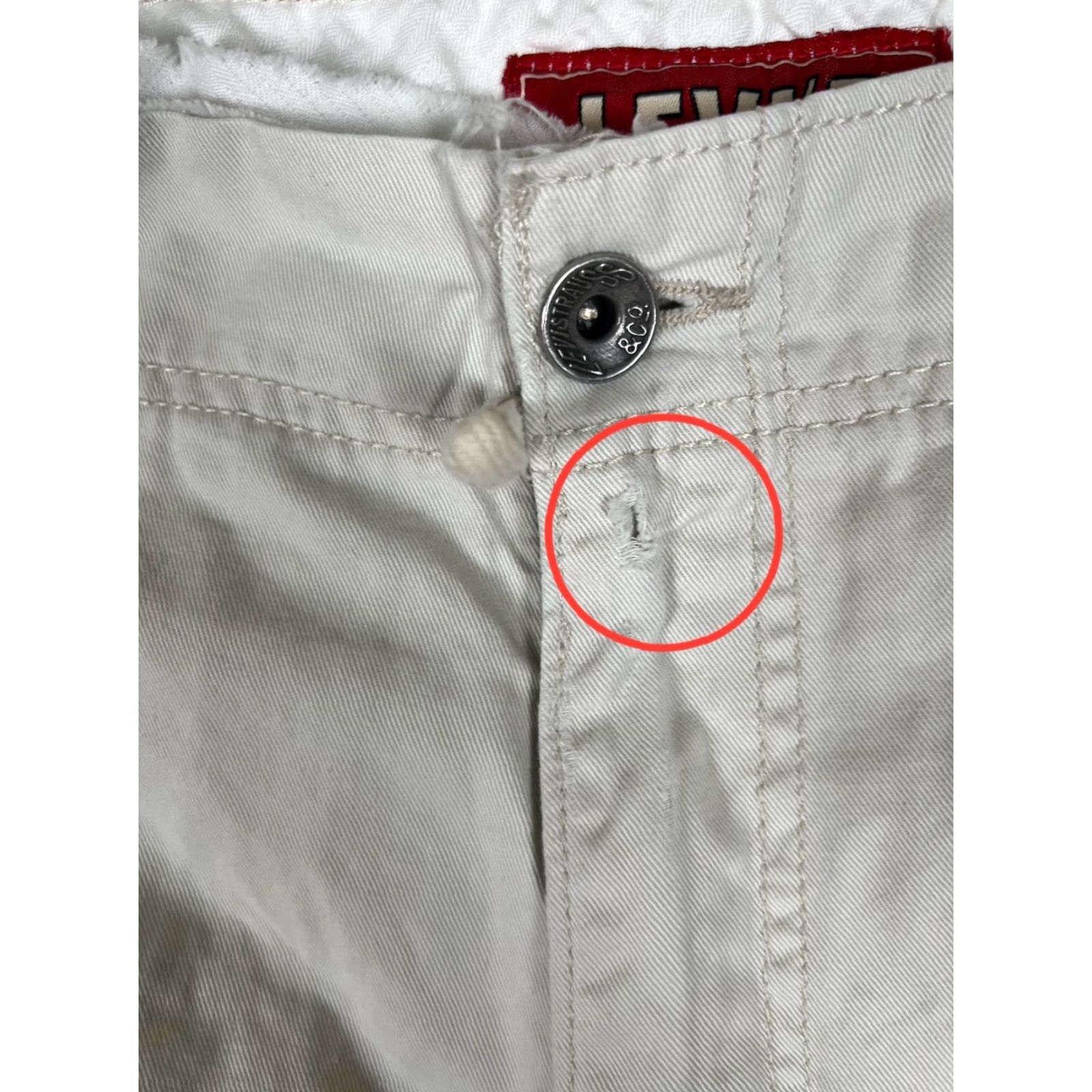 Levi's Levi’s Cargo Shorts Beige 90s Grunge Skater Men 44 Casual Travel Size 44 Inseam 10 in Denim Pattern Solid Reg. Size US 44 / EU 60 - 4 Thumbnail