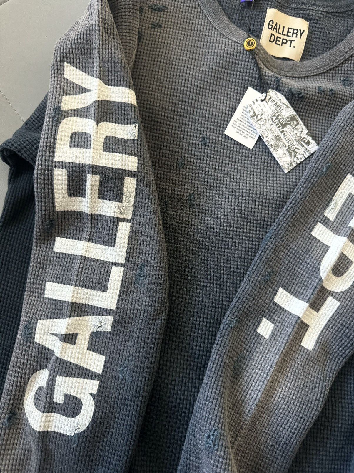Gallery Dept. Gallery Dept. Urcle Distressed Thermal Long Sleeve Sz Large Size US L / EU 52-54 / 3 - 3 Thumbnail