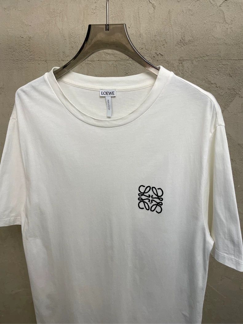 Loewe loewe White embroidered small logo short sleeve 2506-Nextar Size US S / EU 44-46 / 1 - 3 Thumbnail