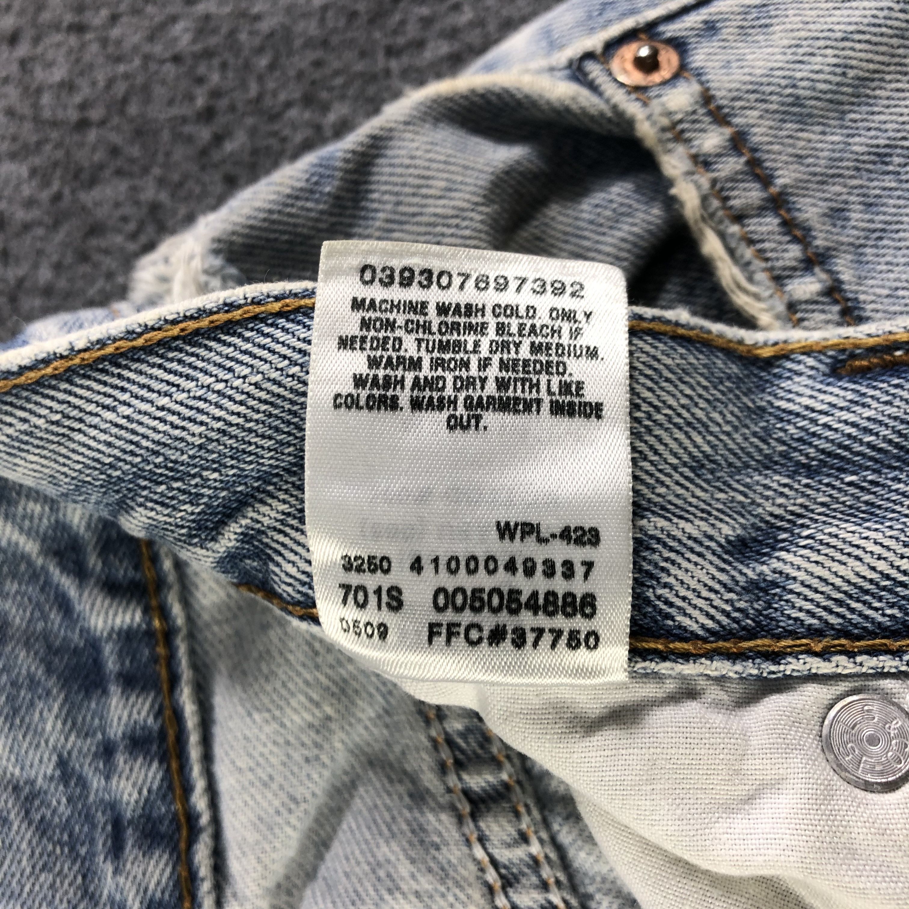 Levi's Vintage Blue Wash Levis 505 Jeans-J3152 Size US 34 / EU 50 - 13 Thumbnail