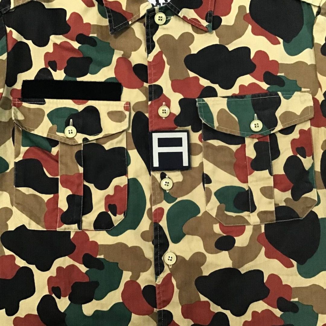 Bape 🔥Vintage🔥 BAPE Apeman Camo Military Shirt a bathing ape NIGO Size US M / EU 48-50 / 2 - 3 Thumbnail