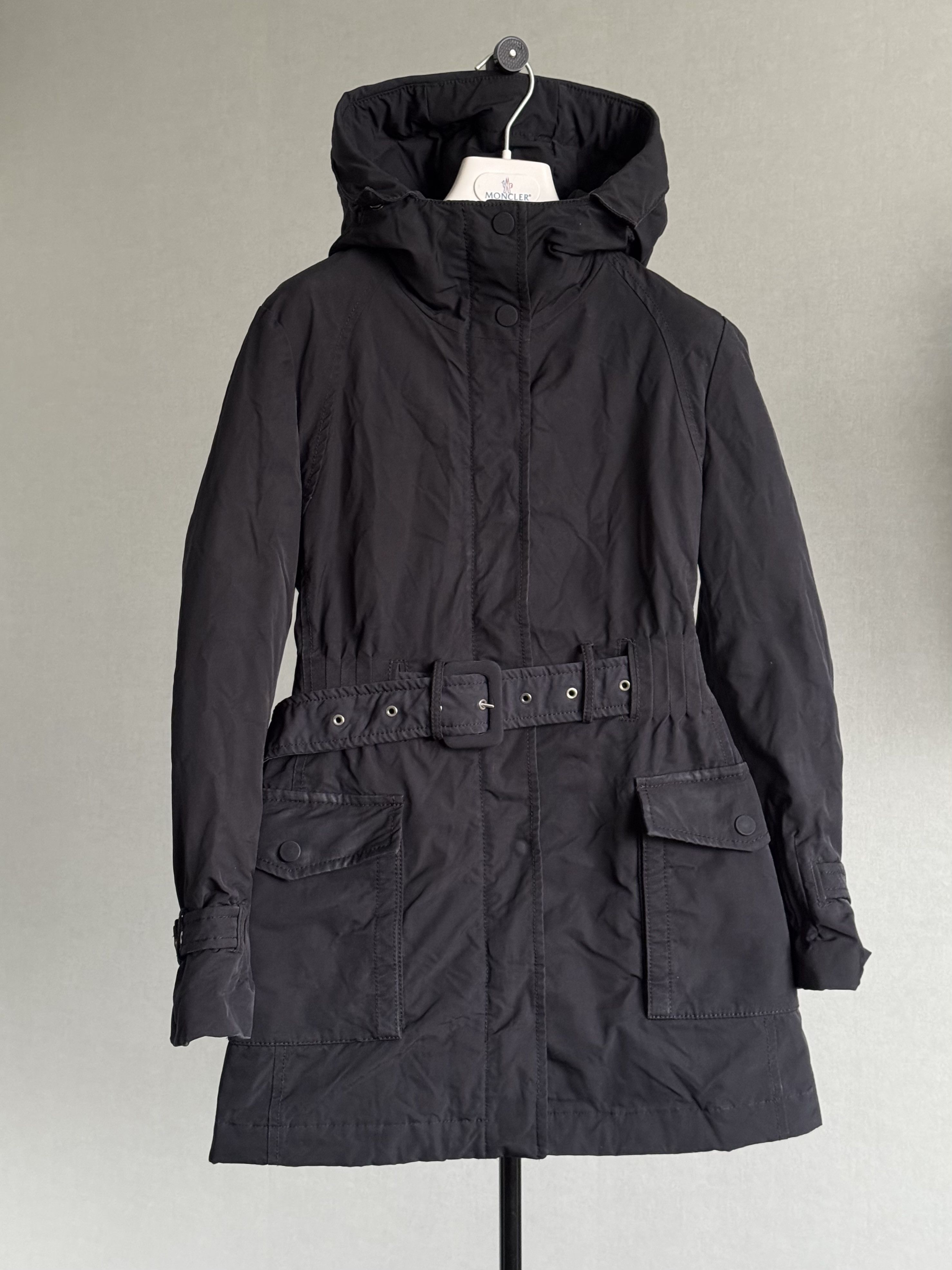 Moncler Moncler Down Jacket size 1 Size S / US 4 / IT 40 - 1 Thumbnail