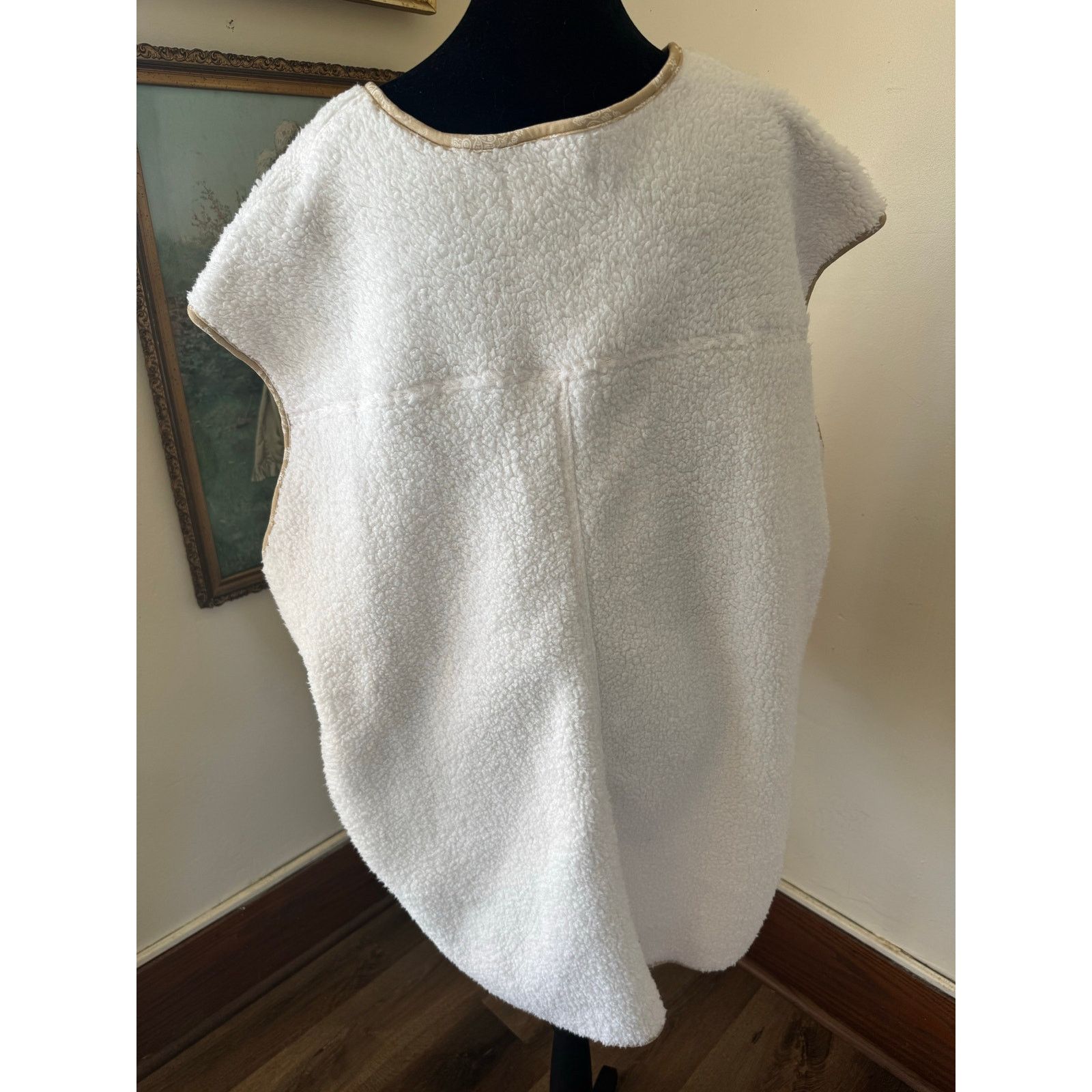 Free People Free People Cuddle Up Sherpa Poncho Vest XL Ivory Oversized Size XL / US 12-14 / IT 48-50 - 3 Thumbnail