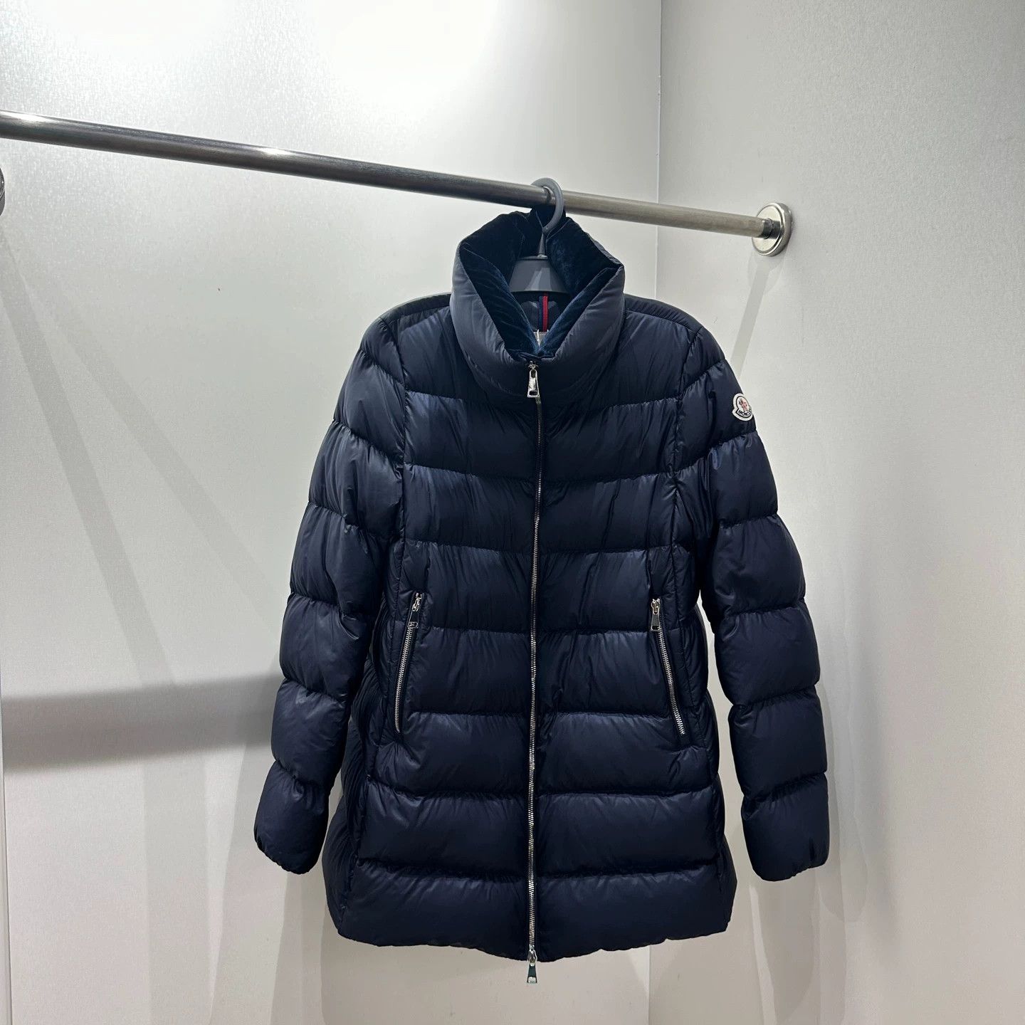Moncler Moncler feb222 high-collar logo-panelled down coat 2 Size US M / EU 48-50 / 2 - 1 Thumbnail