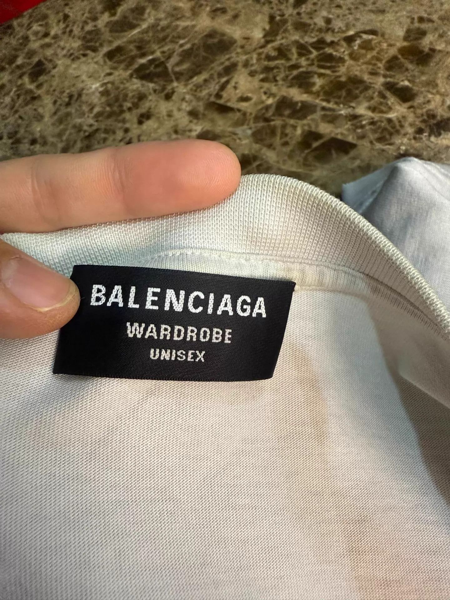 Balenciaga Balenciaga Distressed Big Logo S/S T-Shirt S (L/XL) Worn 2x Size US S / EU 44-46 / 1 - 4 Thumbnail