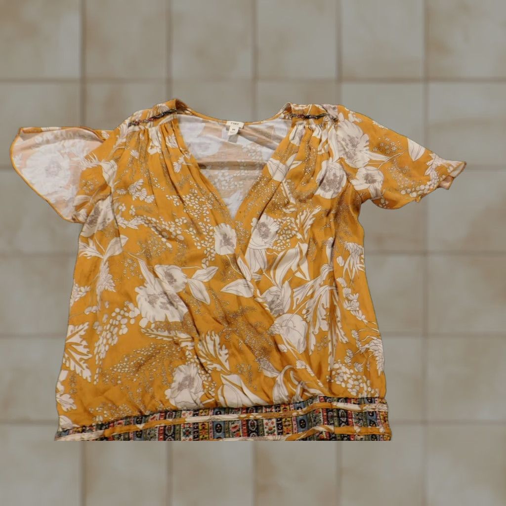 Vintage Tiny Tiny Bluse M Women's Yellow Floral Pullover Shrug Dolman Short Sleeve Crew Neck Rayon Casual Stretch Regular Vintage No Size M / US 6-8 / IT 42-44 - 1 Thumbnail