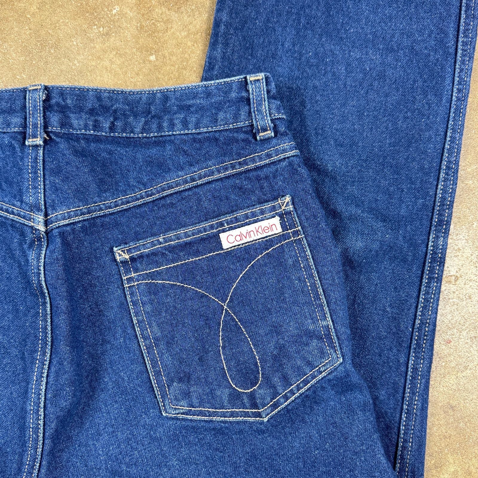 Calvin Klein Vtg Calvin Klein Jeans Women’s Size 9 Straight Leg High Rise Size 28" / US 6 / IT 42 - 1 Thumbnail