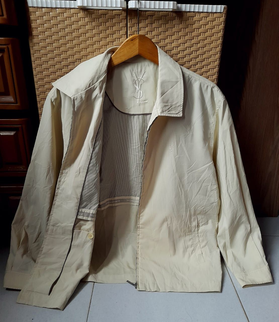 image of Itemvintage YVES Saint Laurent X YSL Jacket in Cream, Men's (Size Medium)