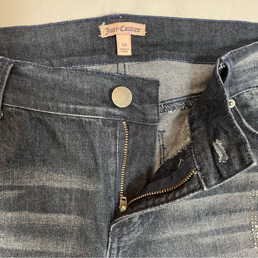 Juicy Couture Jeans Juicy Couture Studded Rhinestones Distressed Cropped Jeans Size 34" / US 12 / IT 48 - 4 Thumbnail